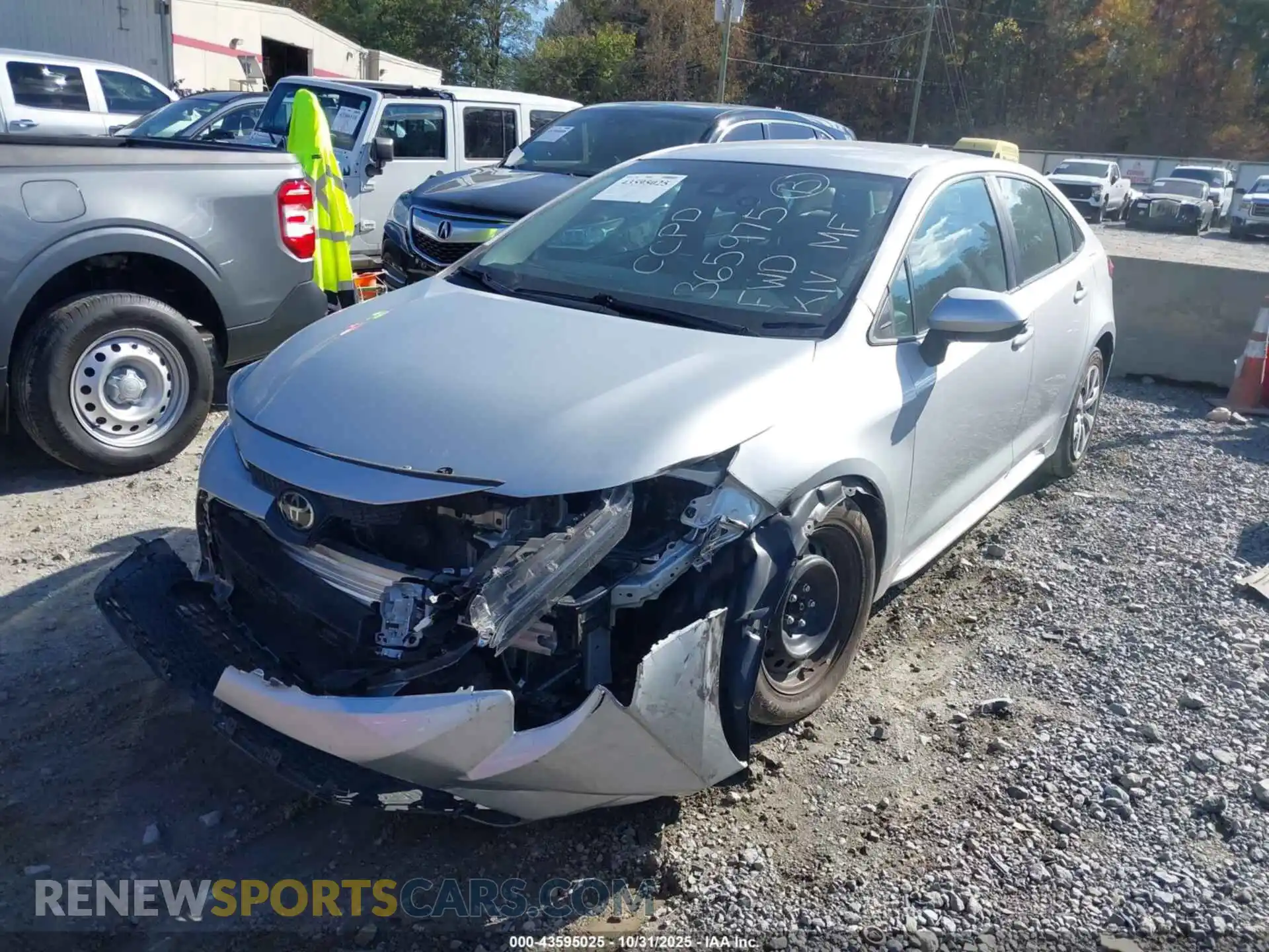 2 Photograph of a damaged car 5YFEPMAE4NP365975 TOYOTA COROLLA 2022