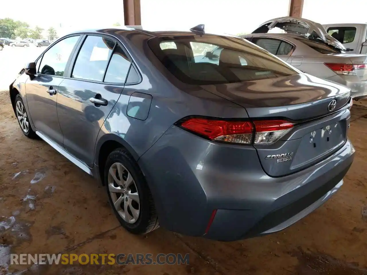 3 Photograph of a damaged car 5YFEPMAE5NP294723 TOYOTA COROLLA 2022