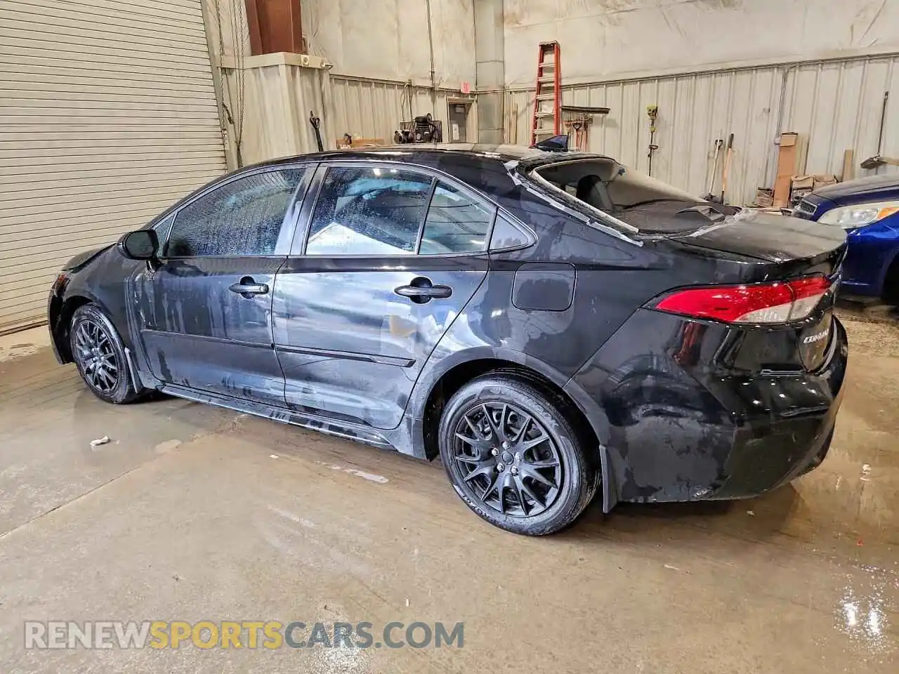 2 Photograph of a damaged car 5YFEPMAE5NP299470 TOYOTA COROLLA 2022