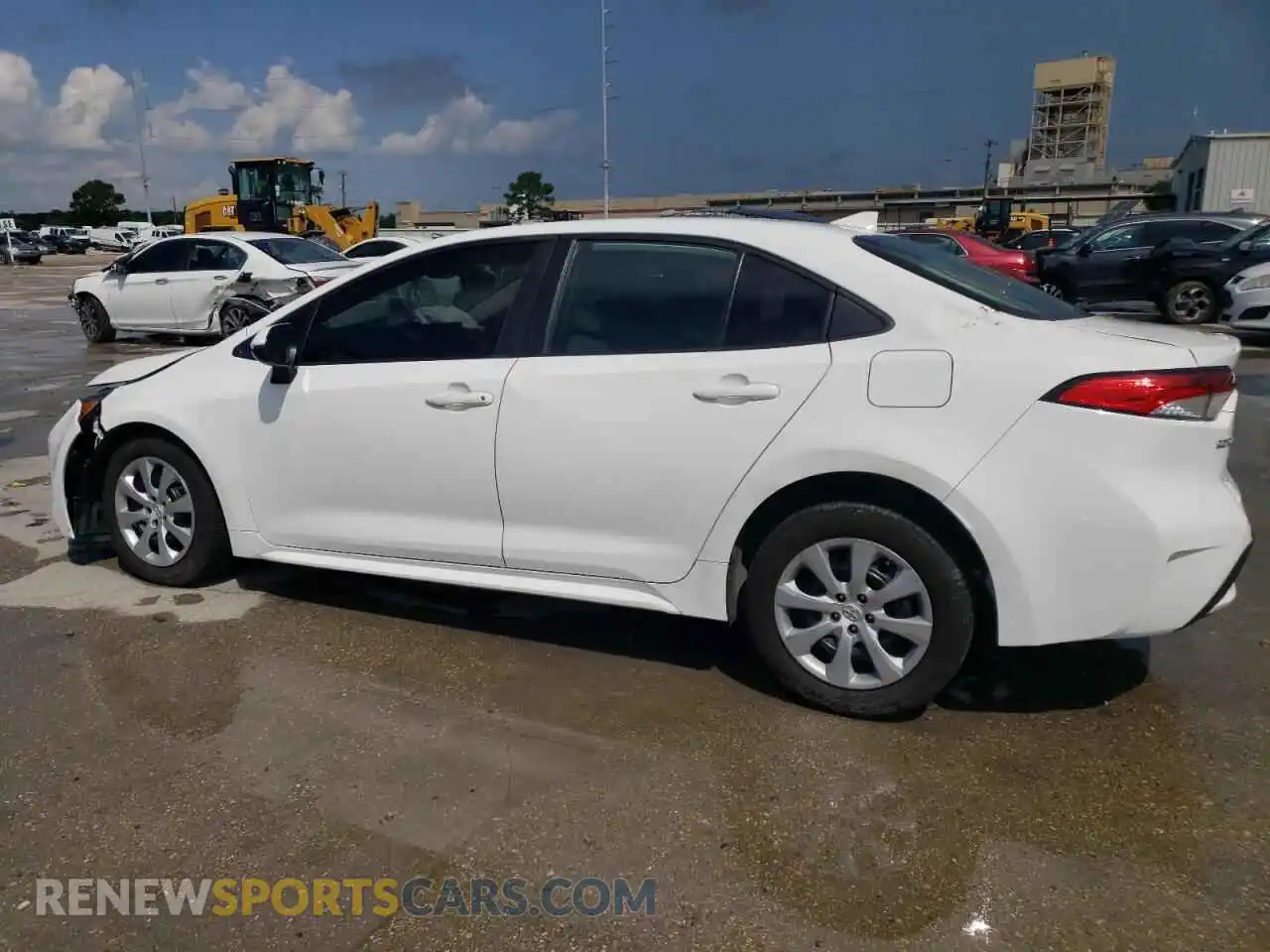 2 Photograph of a damaged car 5YFEPMAE5NP300455 TOYOTA COROLLA 2022