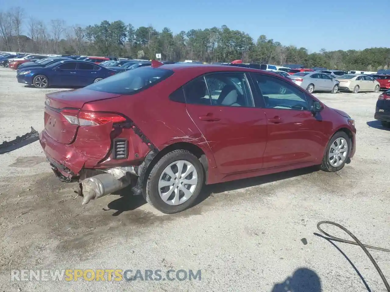 3 Photograph of a damaged car 5YFEPMAE5NP308975 TOYOTA COROLLA 2022