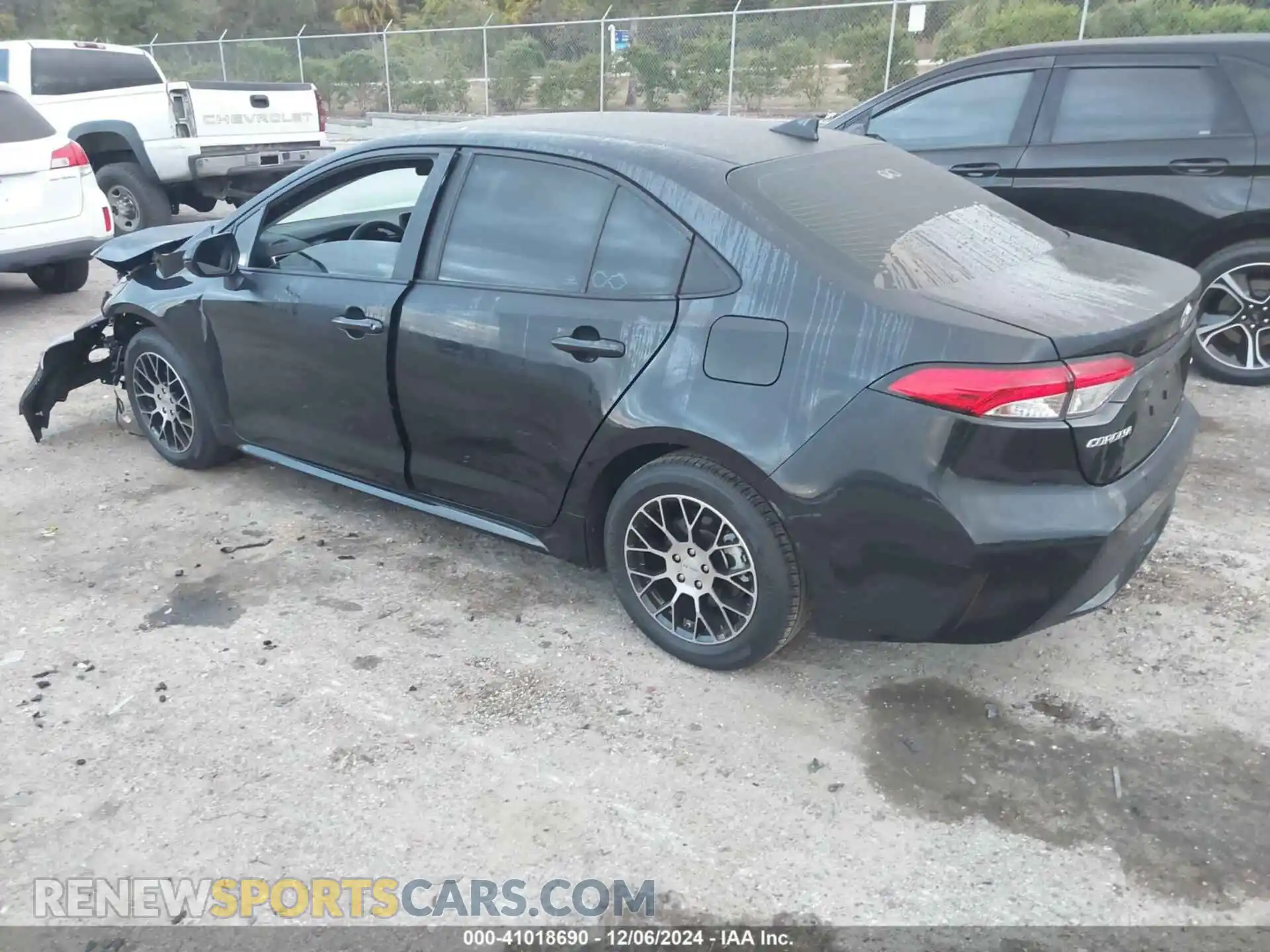 3 Photograph of a damaged car 5YFEPMAE5NP314291 TOYOTA COROLLA 2022