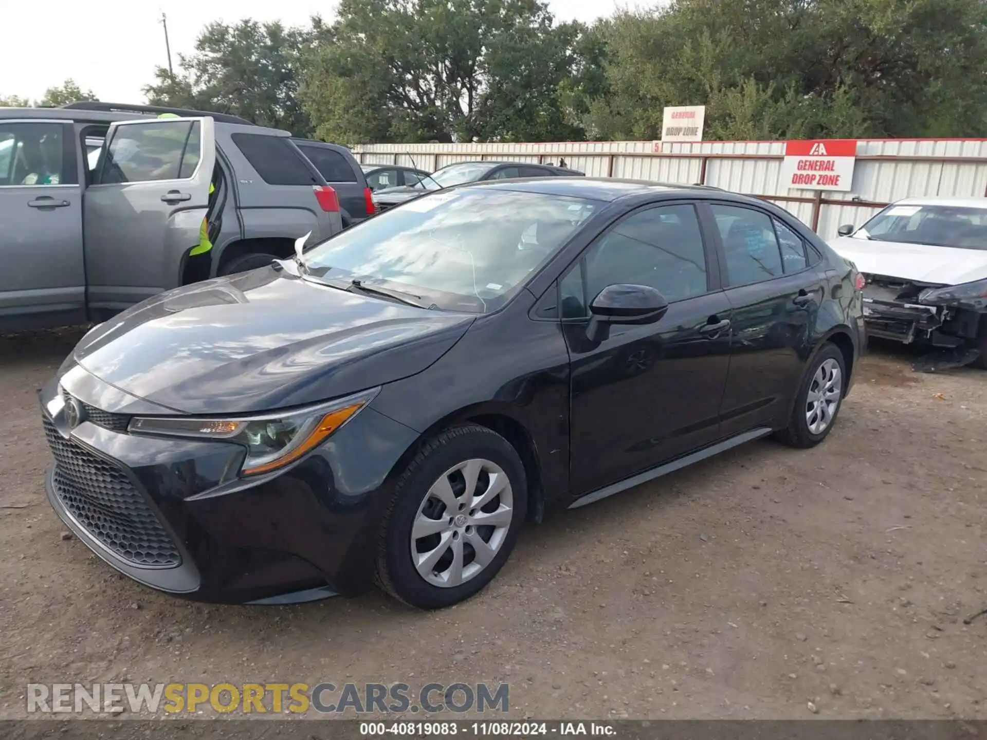 2 Photograph of a damaged car 5YFEPMAE5NP357643 TOYOTA COROLLA 2022