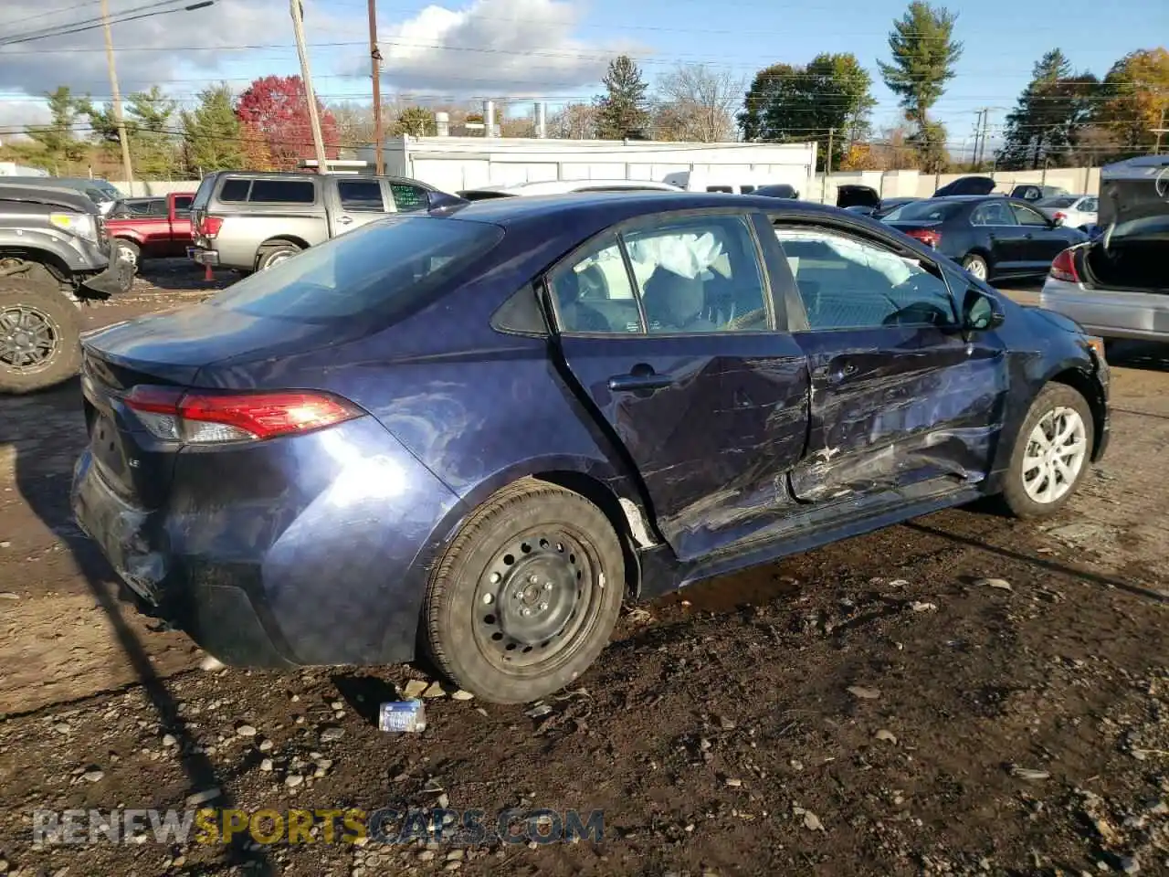 3 Photograph of a damaged car 5YFEPMAE5NP367590 TOYOTA COROLLA 2022