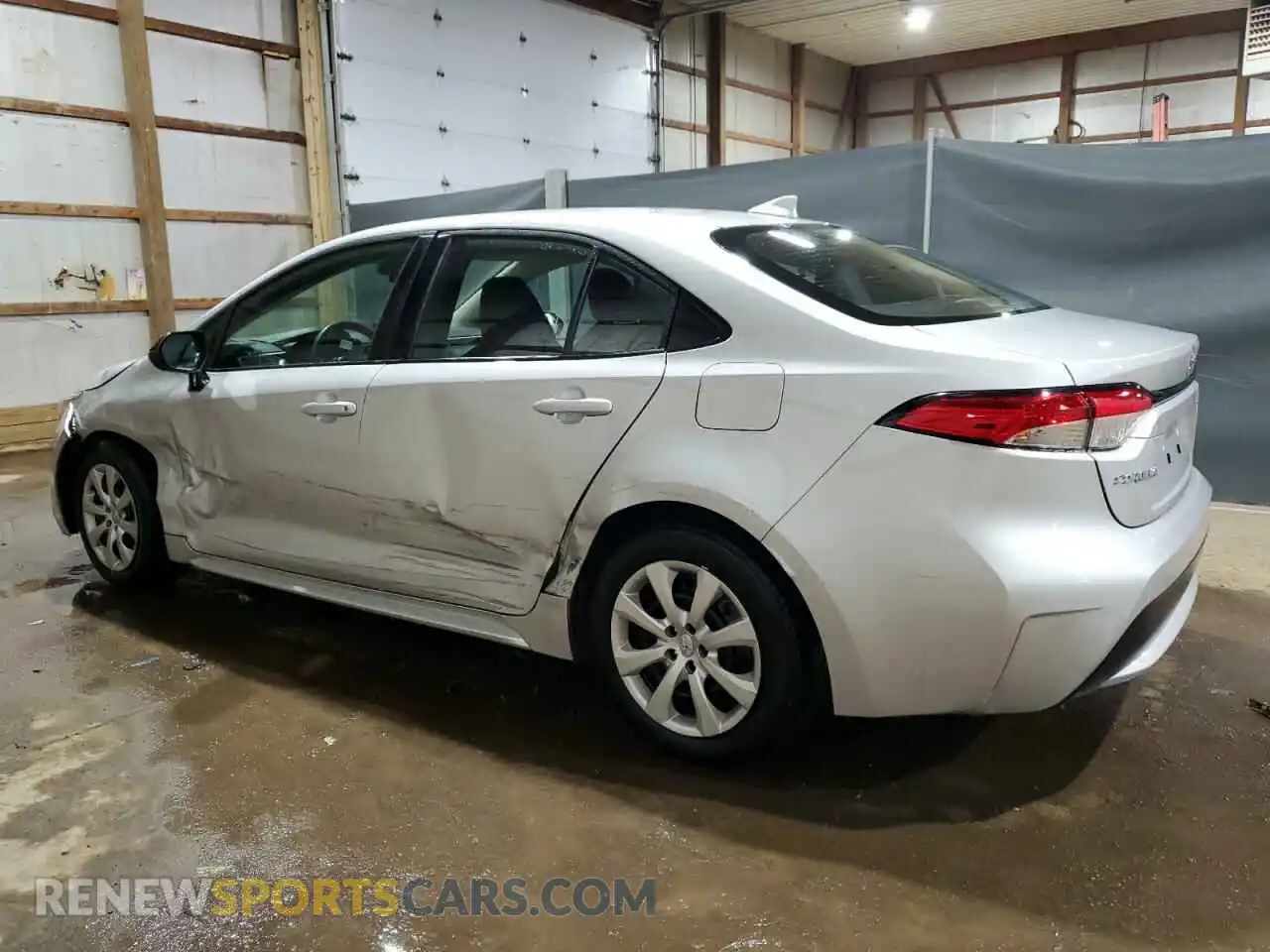 2 Photograph of a damaged car 5YFEPMAE5NP380596 TOYOTA COROLLA 2022