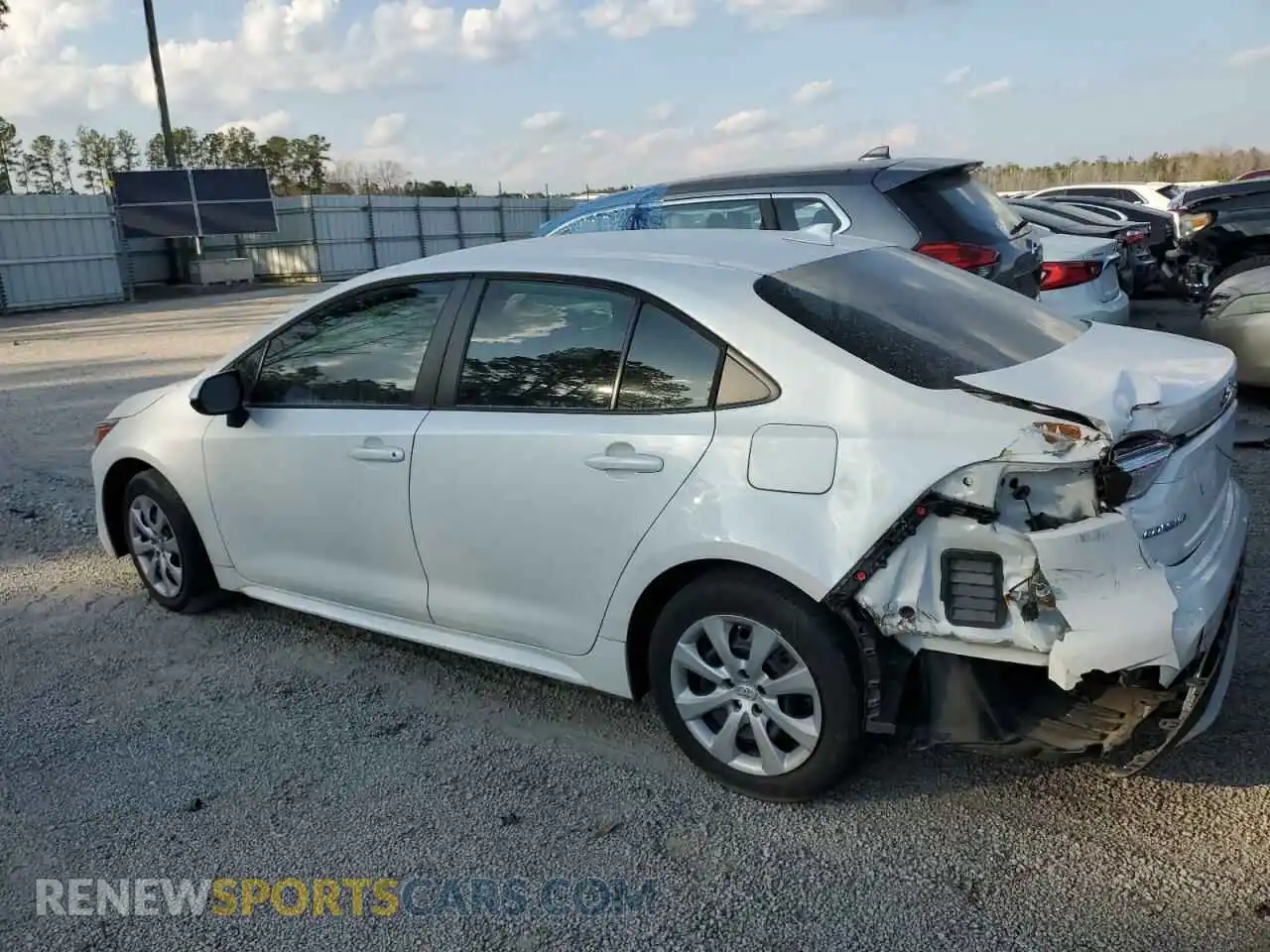 2 Photograph of a damaged car 5YFEPMAE6NP295654 TOYOTA COROLLA 2022