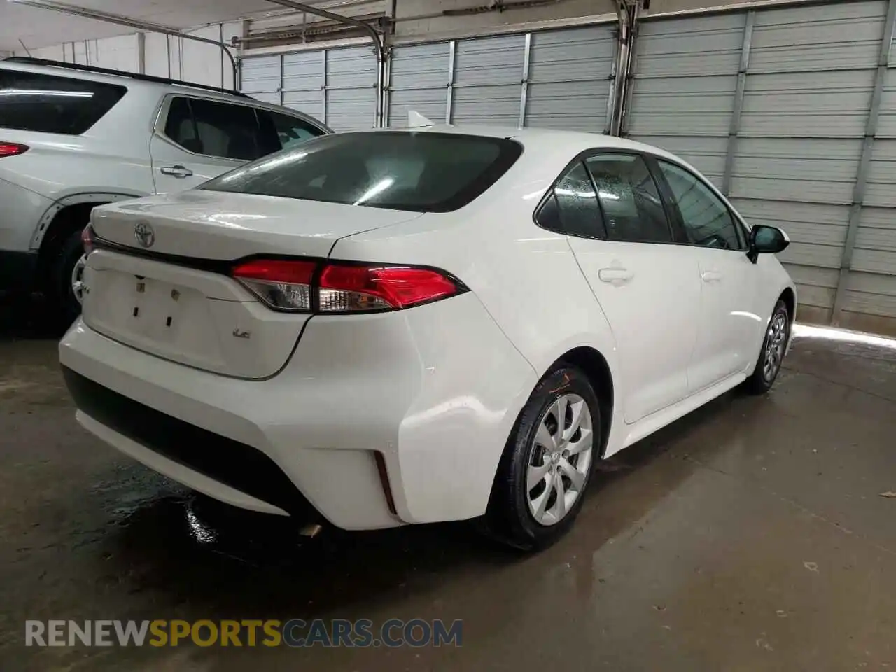 3 Photograph of a damaged car 5YFEPMAE6NP343217 TOYOTA COROLLA 2022