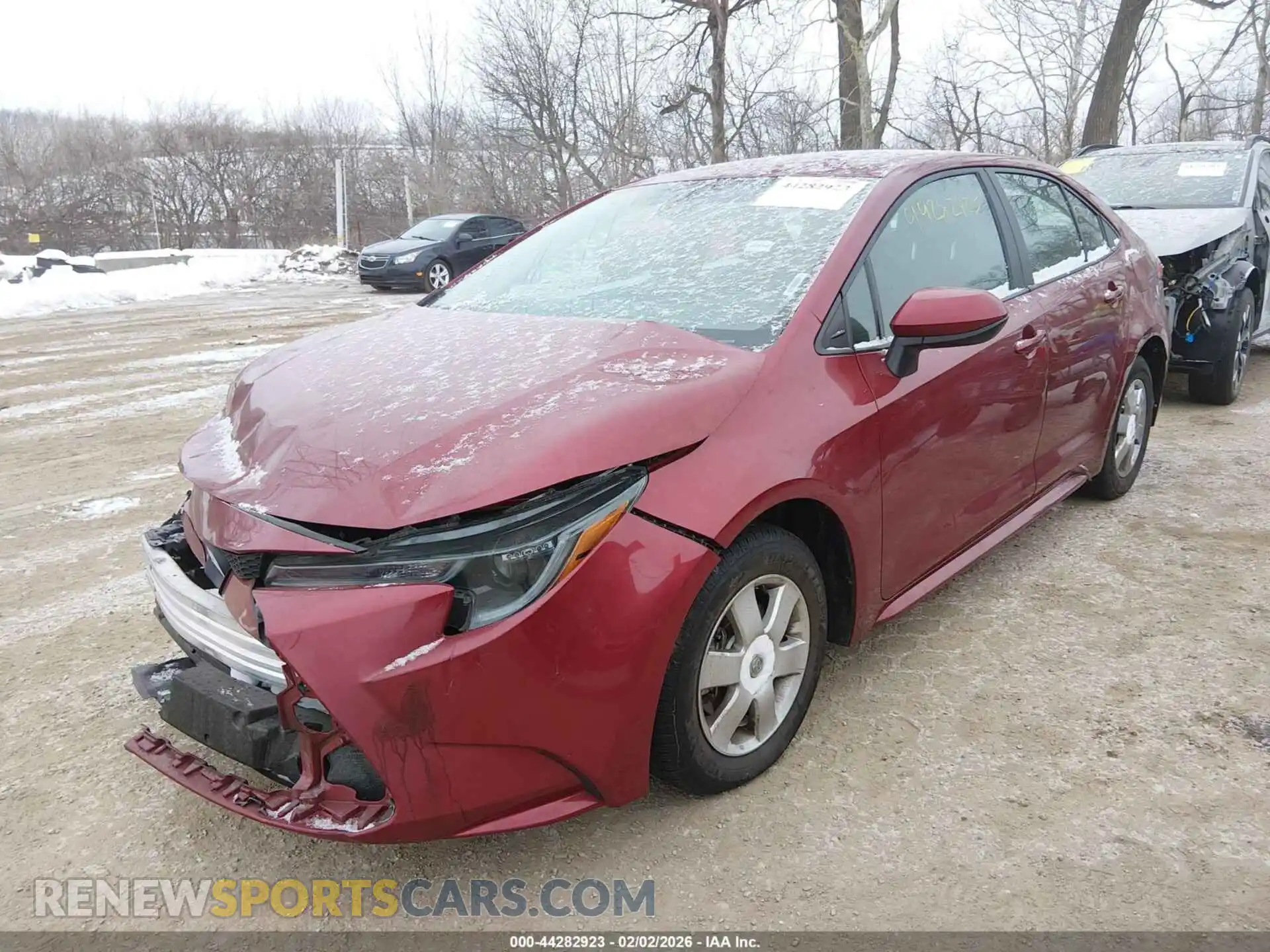 2 fotografías del automóvil dañado 5YFEPMAE6NP381448 TOYOTA COROLLA 2022