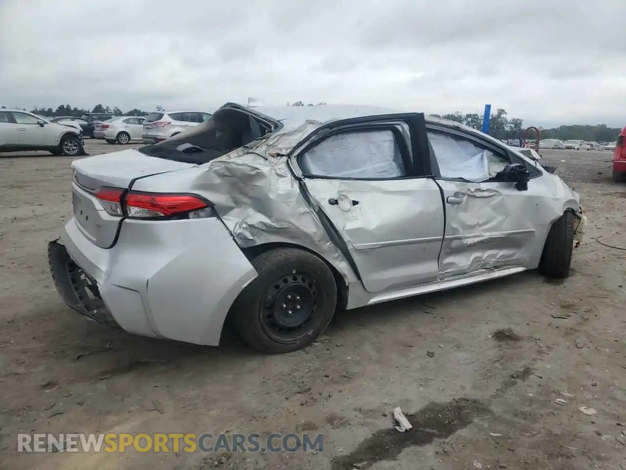 3 Photograph of a damaged car 5YFEPMAE6NP383278 TOYOTA COROLLA 2022