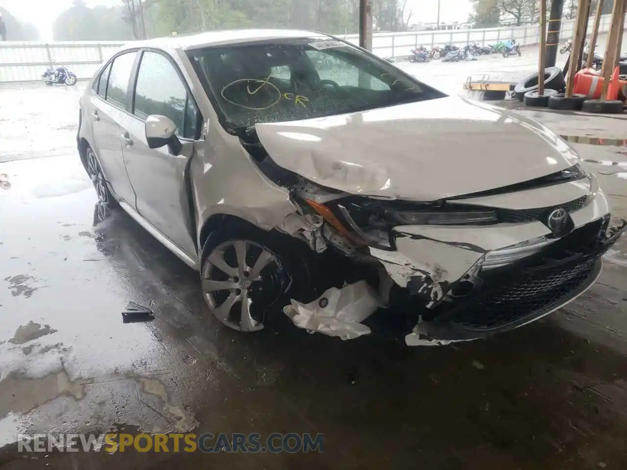 1 Photograph of a damaged car 5YFEPMAE7NP282797 TOYOTA COROLLA 2022