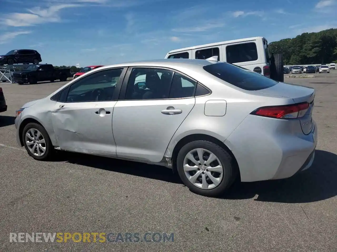 2 Photograph of a damaged car 5YFEPMAE7NP294058 TOYOTA COROLLA 2022