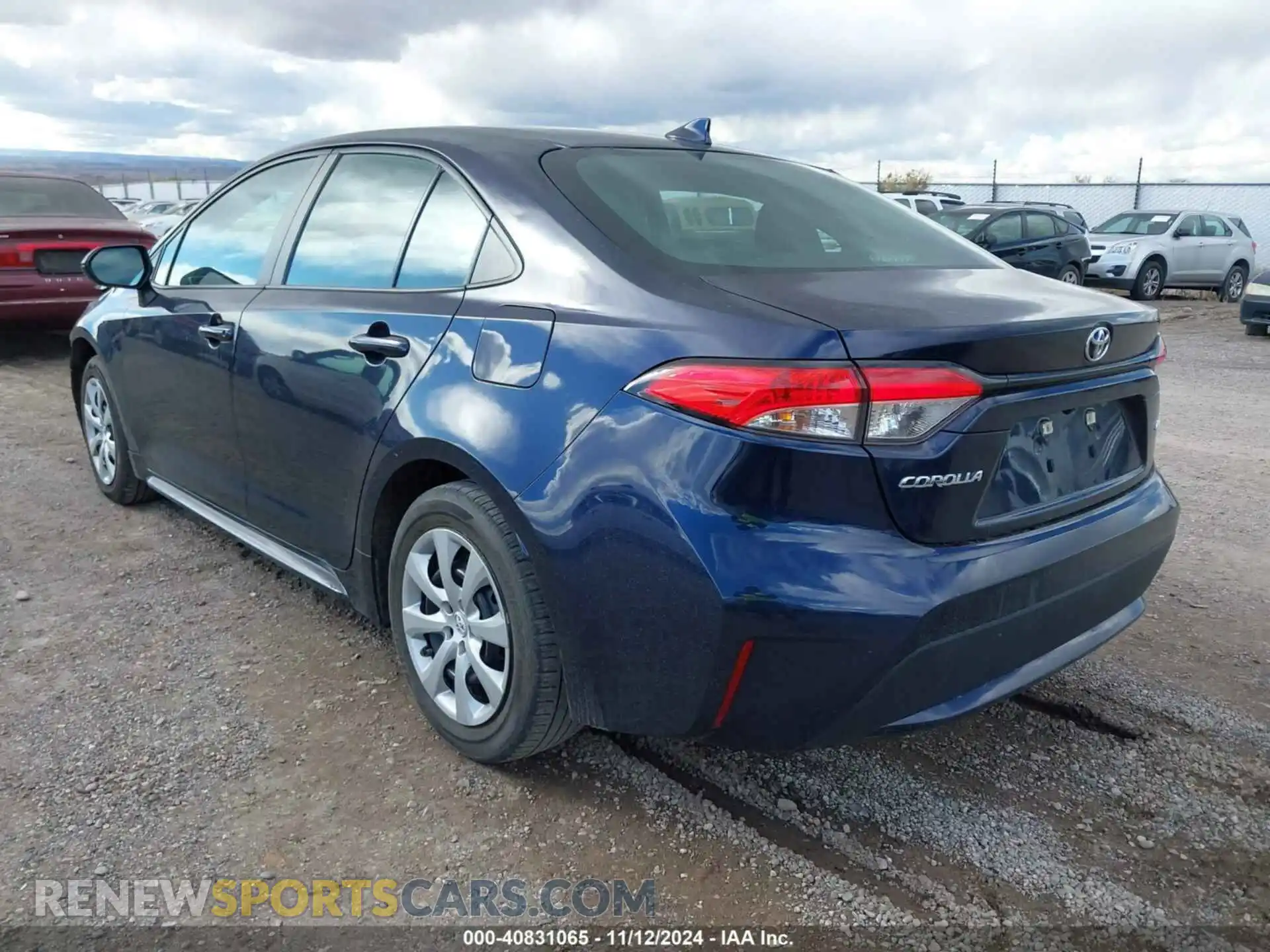 3 fotografías del automóvil dañado 5YFEPMAE7NP311764 TOYOTA COROLLA 2022