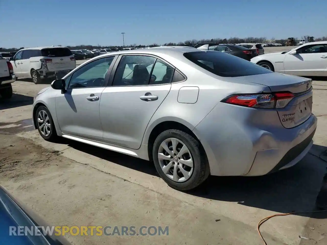 2 Photograph of a damaged car 5YFEPMAE7NP334168 TOYOTA COROLLA 2022
