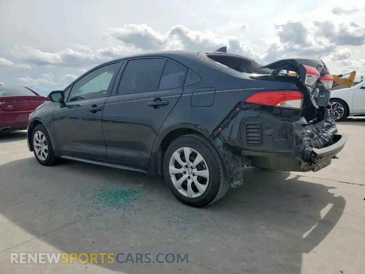 2 Photograph of a damaged car 5YFEPMAE7NP334221 TOYOTA COROLLA 2022