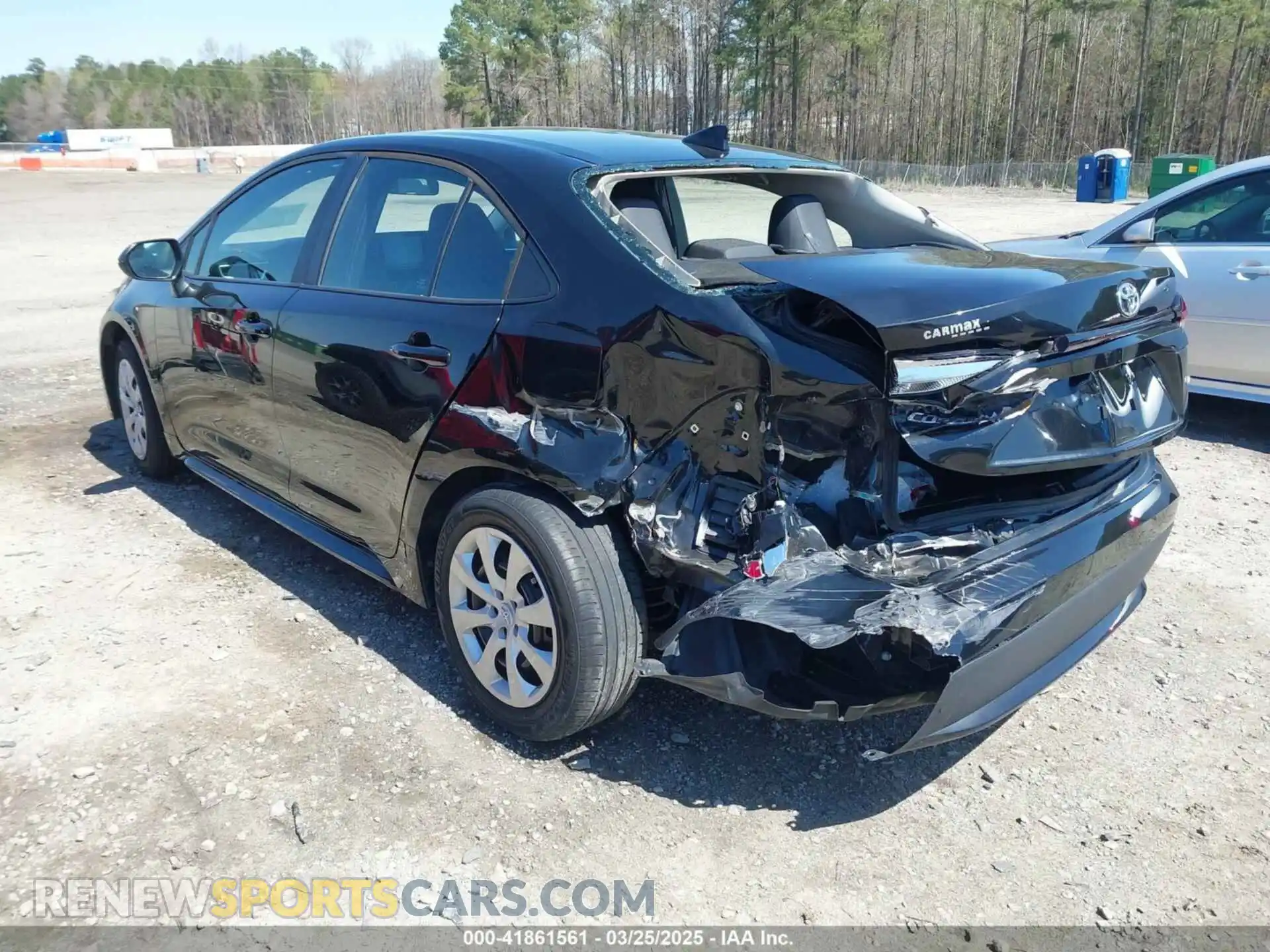 3 Photograph of a damaged car 5YFEPMAE7NP335272 TOYOTA COROLLA 2022