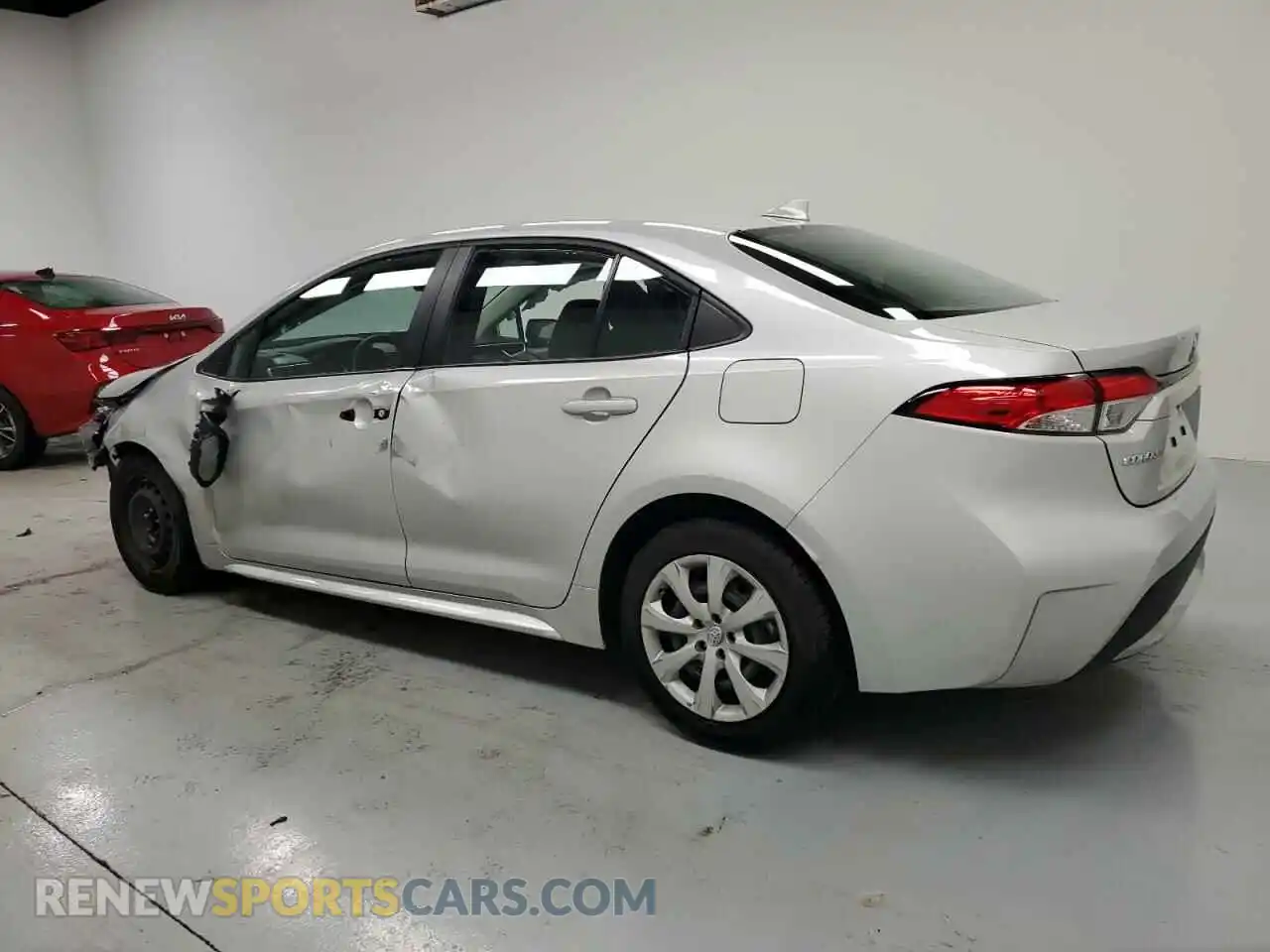 2 Photograph of a damaged car 5YFEPMAE7NP351844 TOYOTA COROLLA 2022