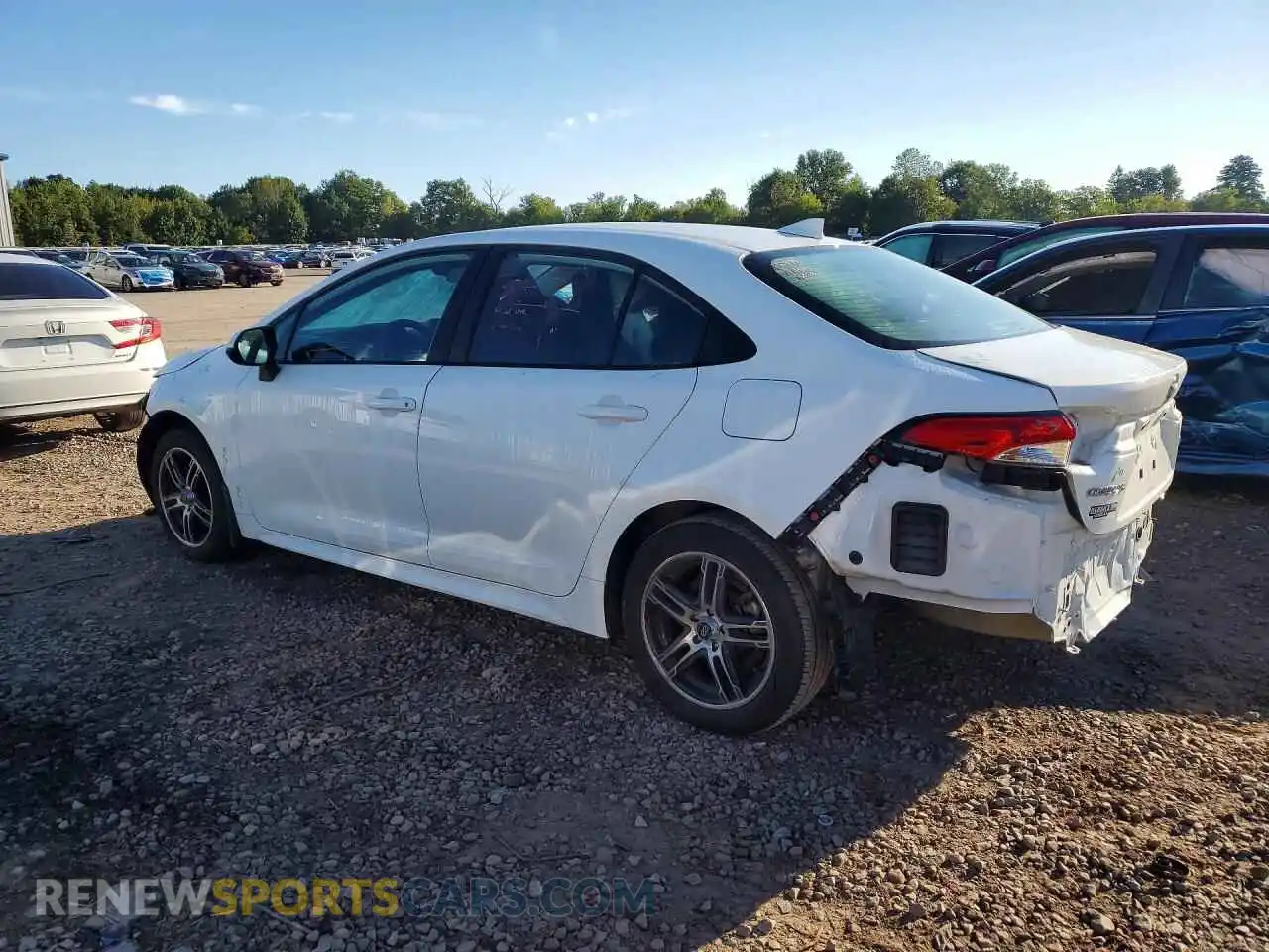 2 fotografías del automóvil dañado 5YFEPMAE7NP356798 TOYOTA COROLLA 2022
