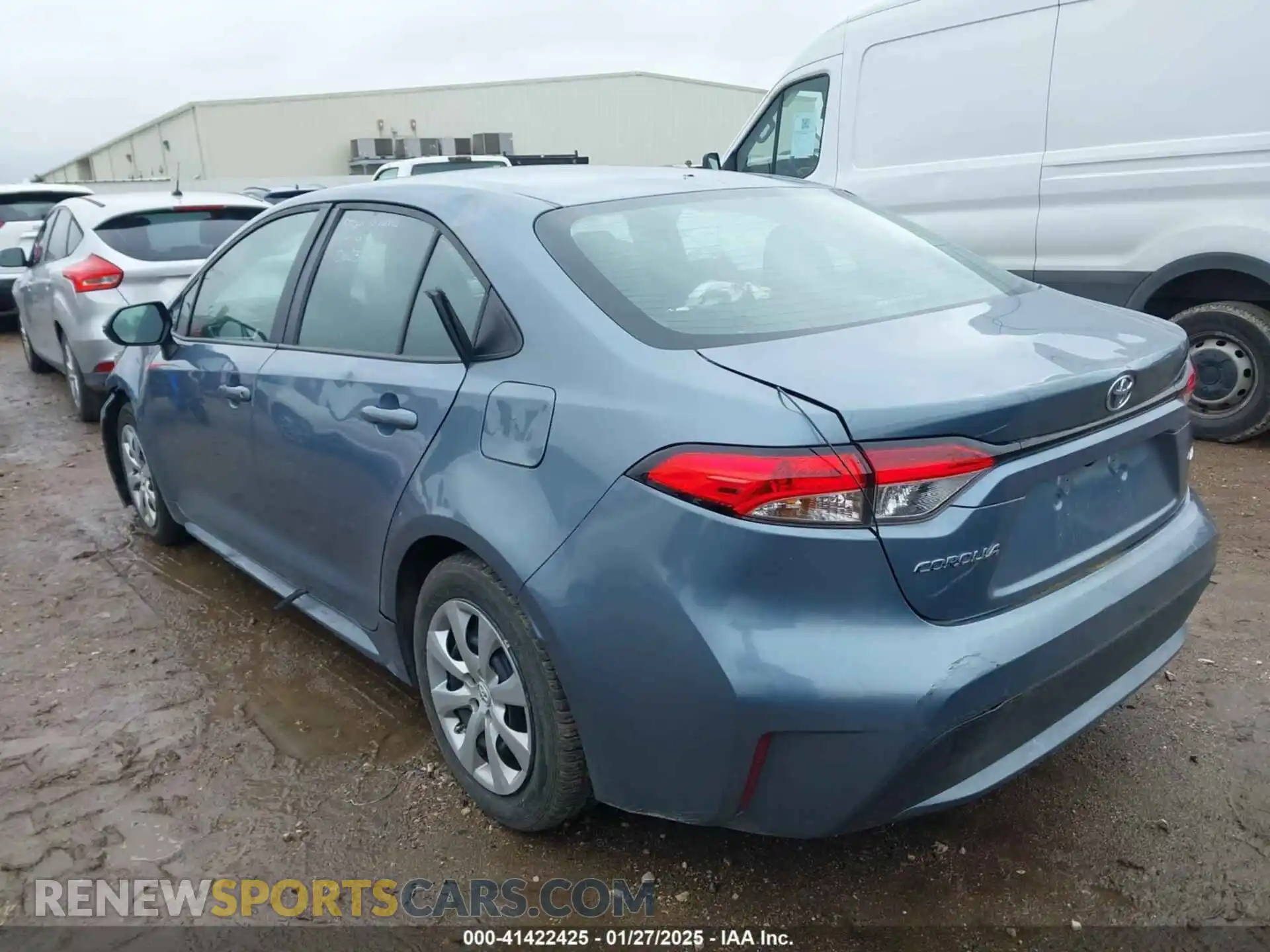 3 Photograph of a damaged car 5YFEPMAE7NP369454 TOYOTA COROLLA 2022
