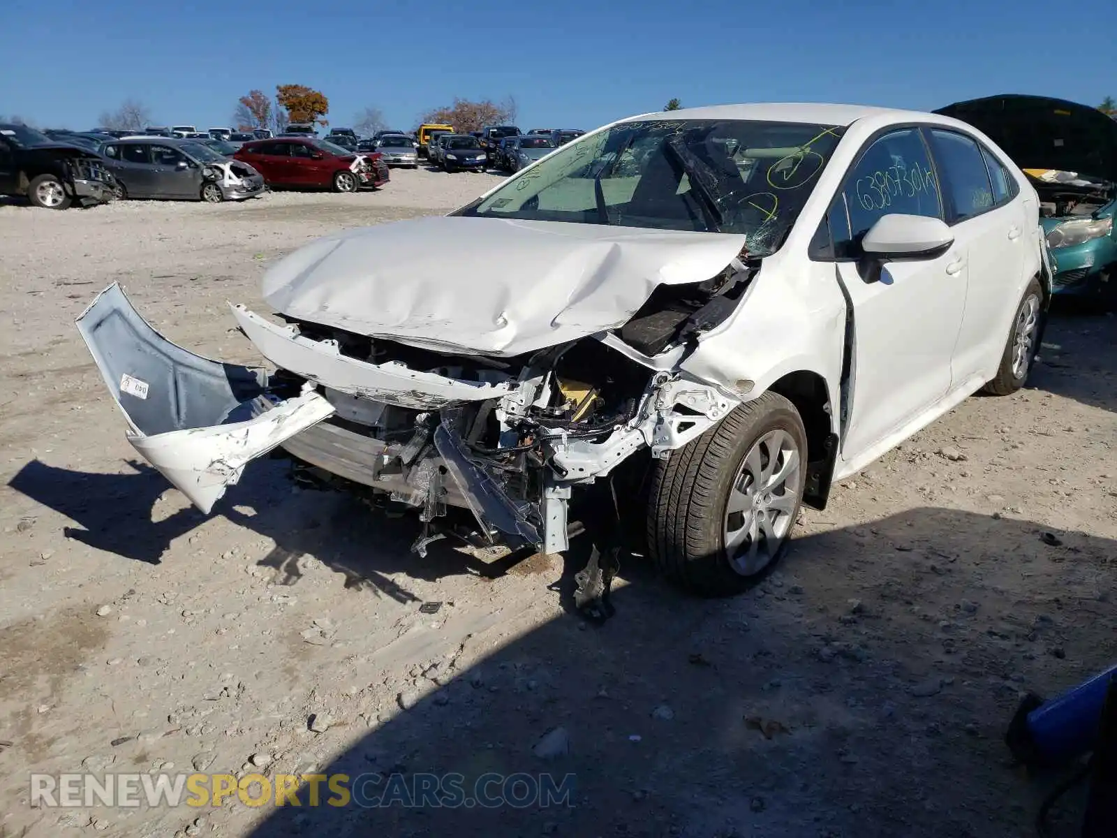 2 fotografías del automóvil dañado 5YFEPMAE8NP280024 TOYOTA COROLLA 2022