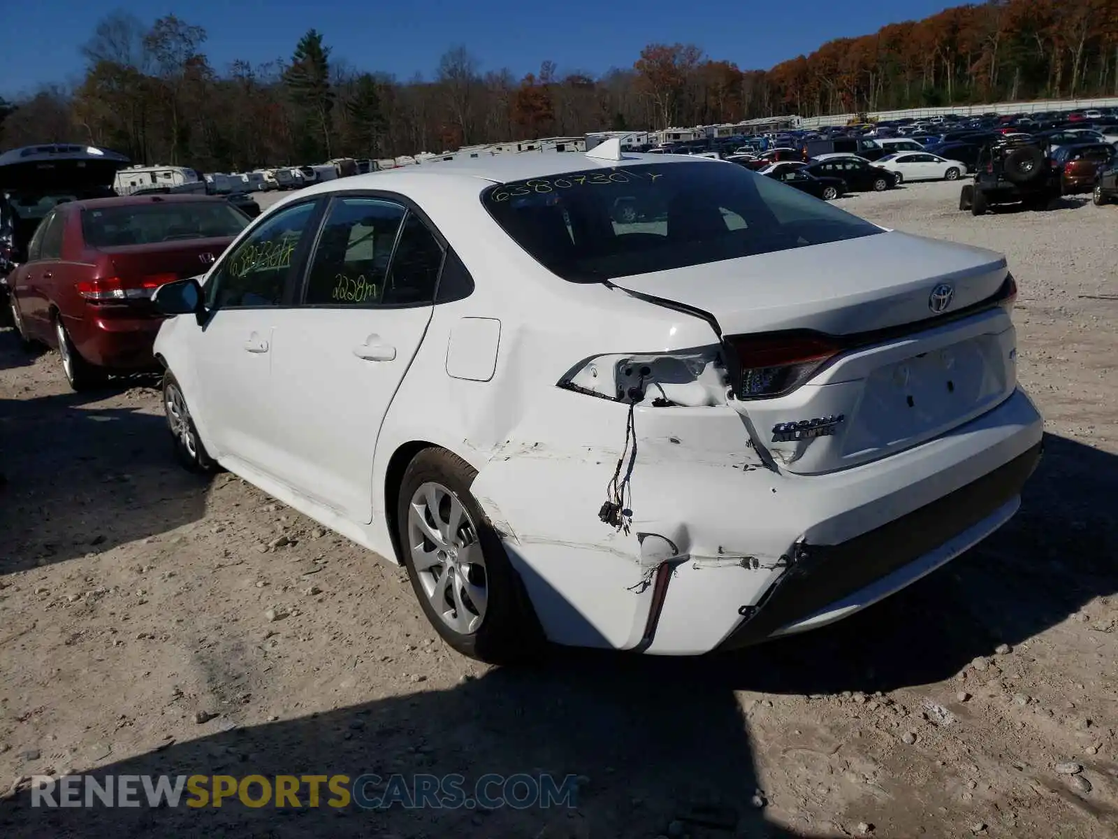 3 fotografías del automóvil dañado 5YFEPMAE8NP280024 TOYOTA COROLLA 2022