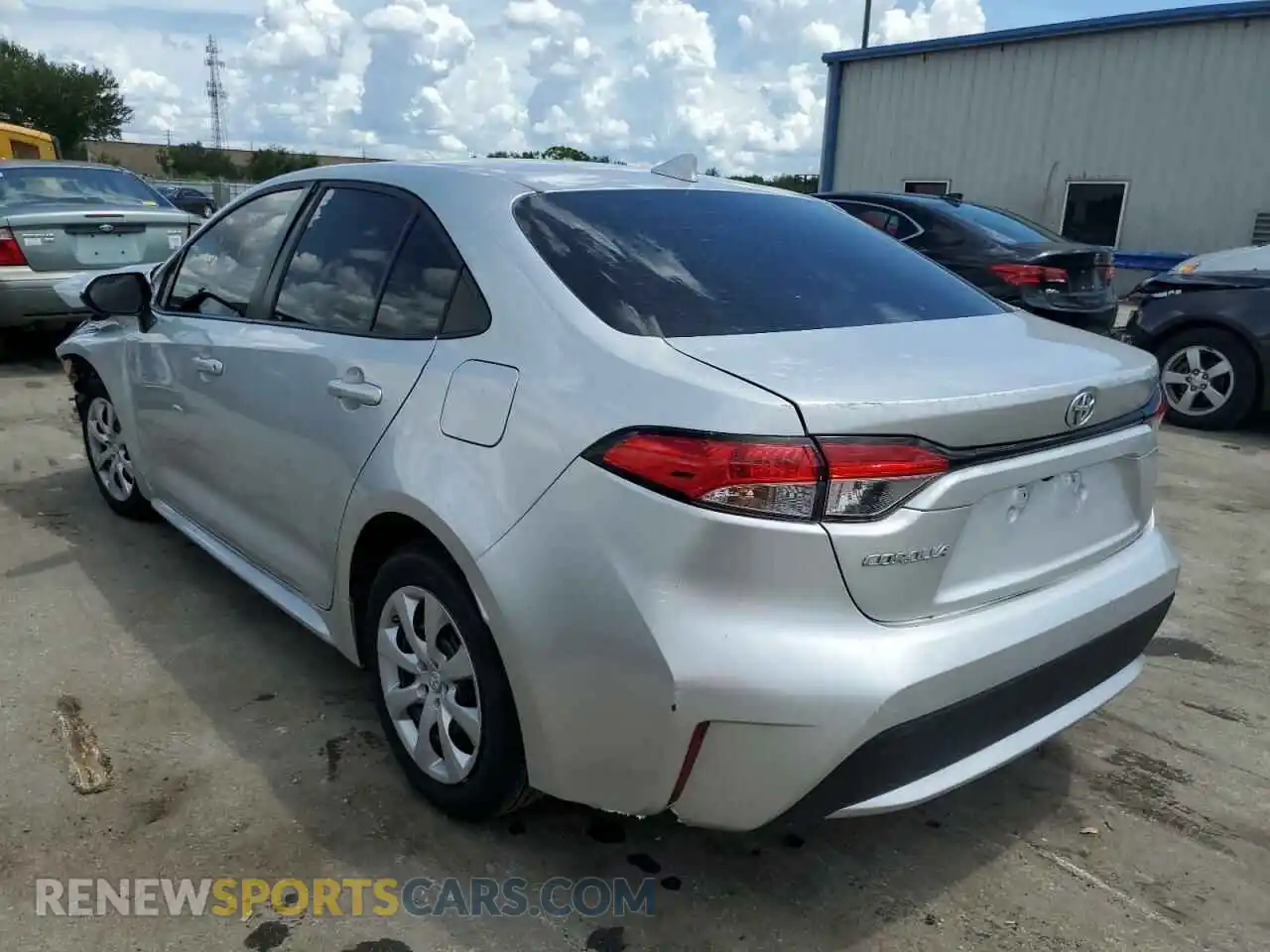 3 Photograph of a damaged car 5YFEPMAE8NP283893 TOYOTA COROLLA 2022
