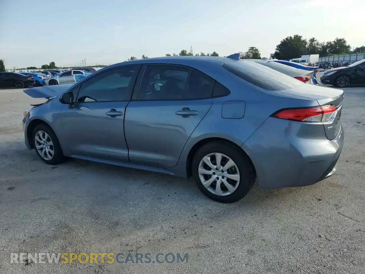 2 Photograph of a damaged car 5YFEPMAE8NP294246 TOYOTA COROLLA 2022