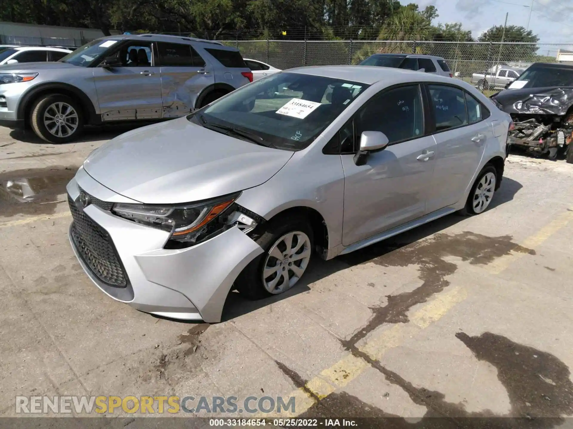 2 Photograph of a damaged car 5YFEPMAE8NP294621 TOYOTA COROLLA 2022