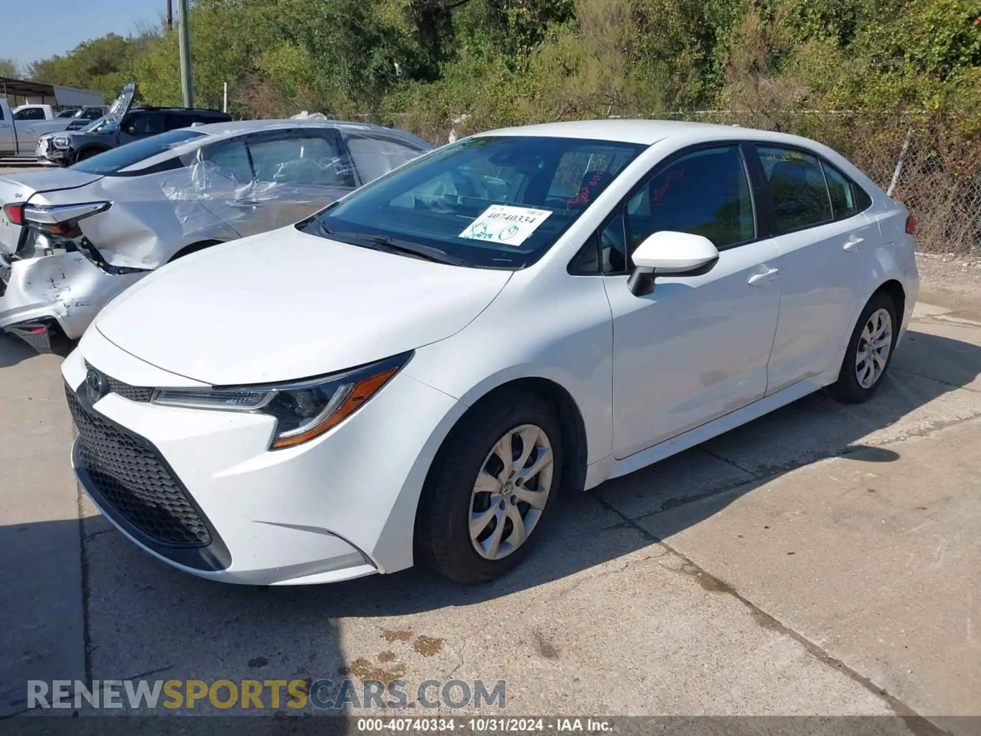 2 Photograph of a damaged car 5YFEPMAE8NP296708 TOYOTA COROLLA 2022