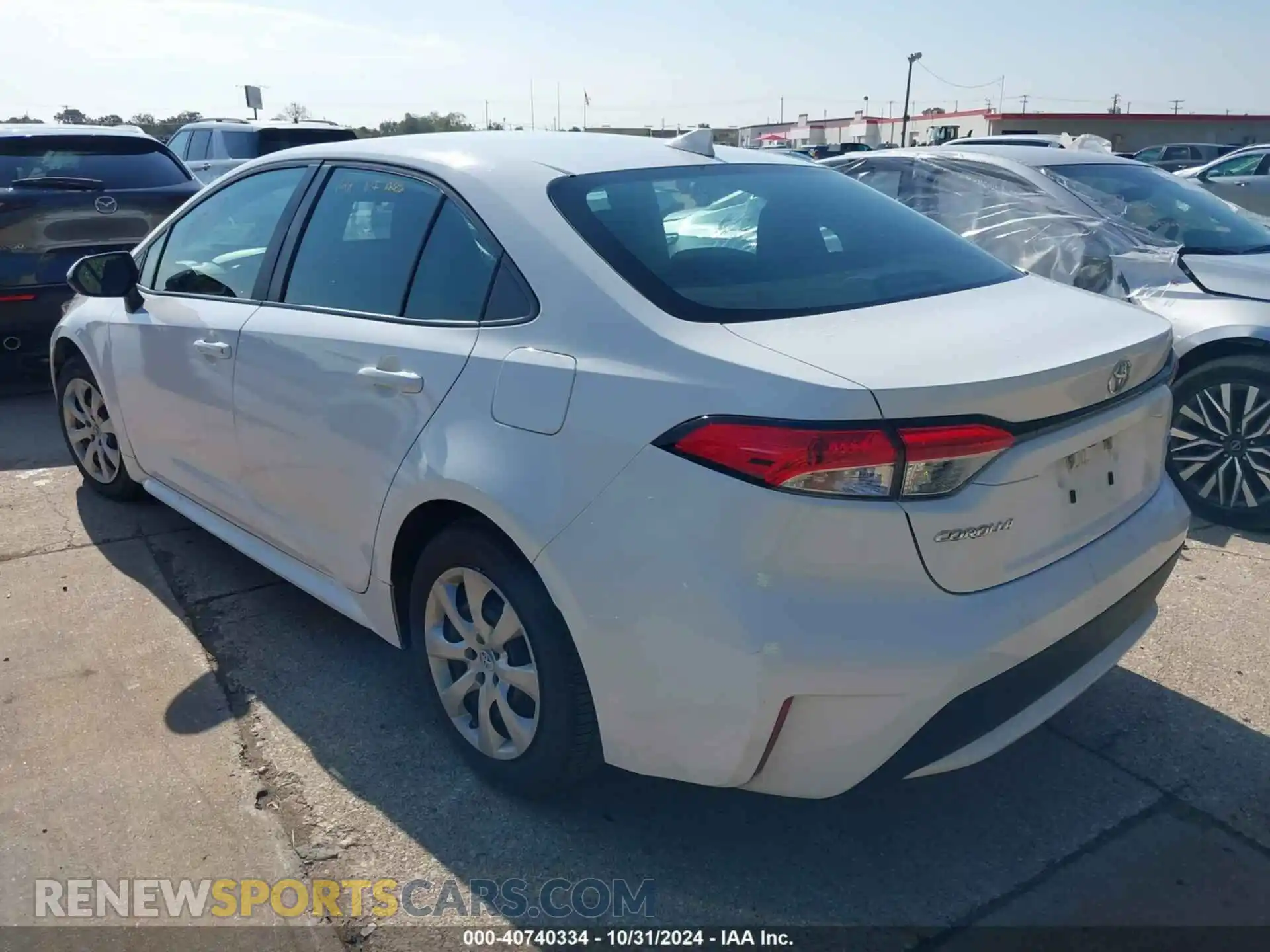 3 Photograph of a damaged car 5YFEPMAE8NP296708 TOYOTA COROLLA 2022
