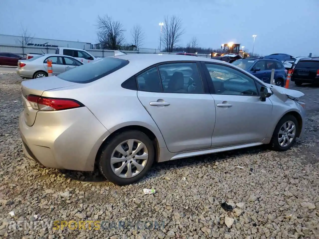 3 Photograph of a damaged car 5YFEPMAE8NP298149 TOYOTA COROLLA 2022