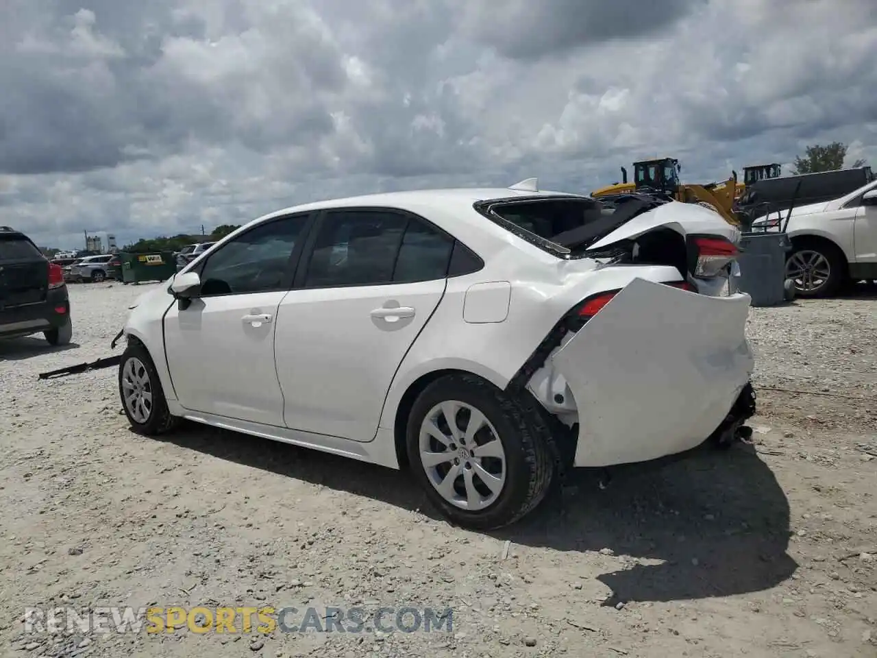 2 Photograph of a damaged car 5YFEPMAE8NP313636 TOYOTA COROLLA 2022