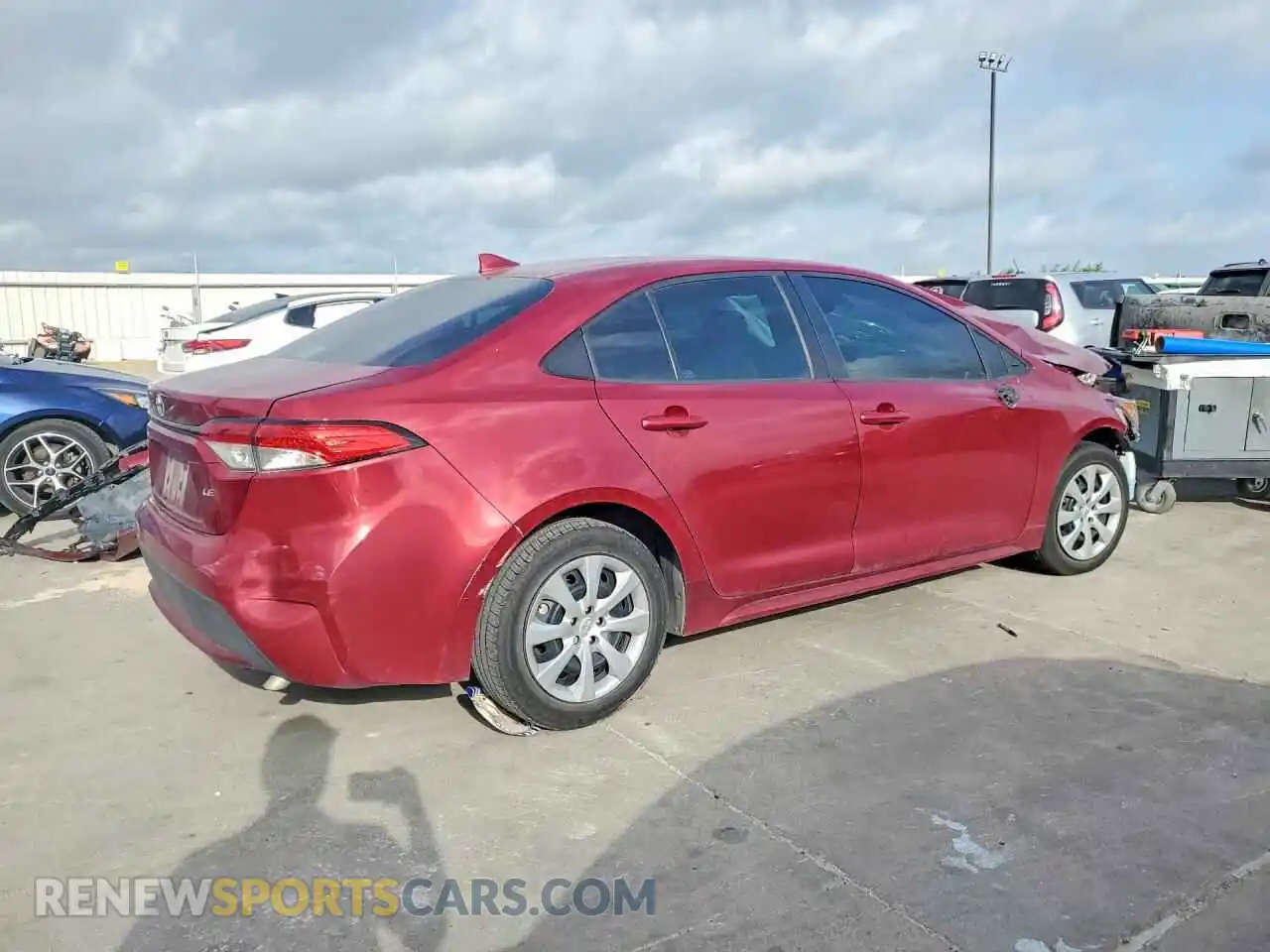 3 fotografías del automóvil dañado 5YFEPMAE8NP319016 TOYOTA COROLLA 2022