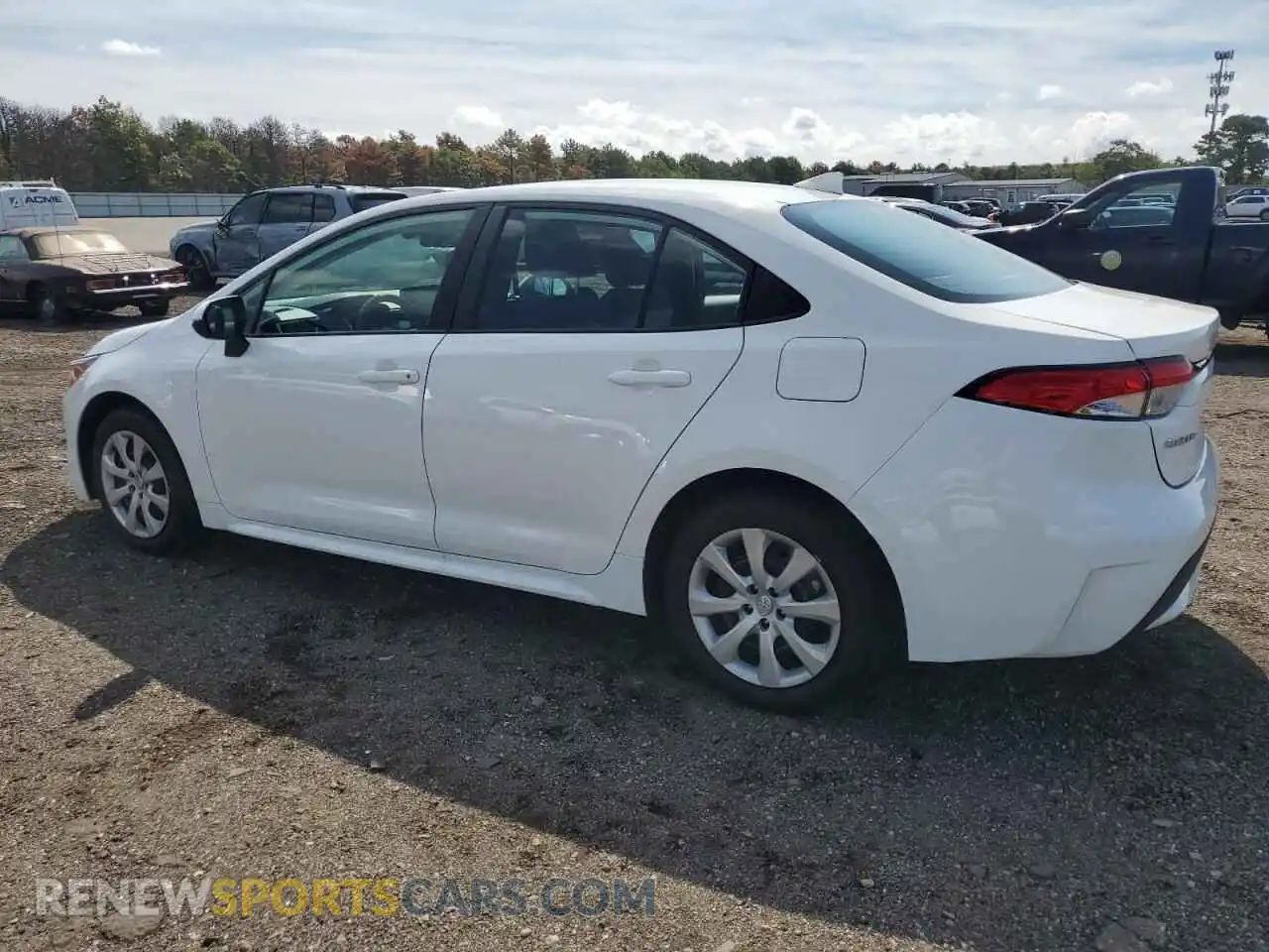 2 Photograph of a damaged car 5YFEPMAE8NP319467 TOYOTA COROLLA 2022