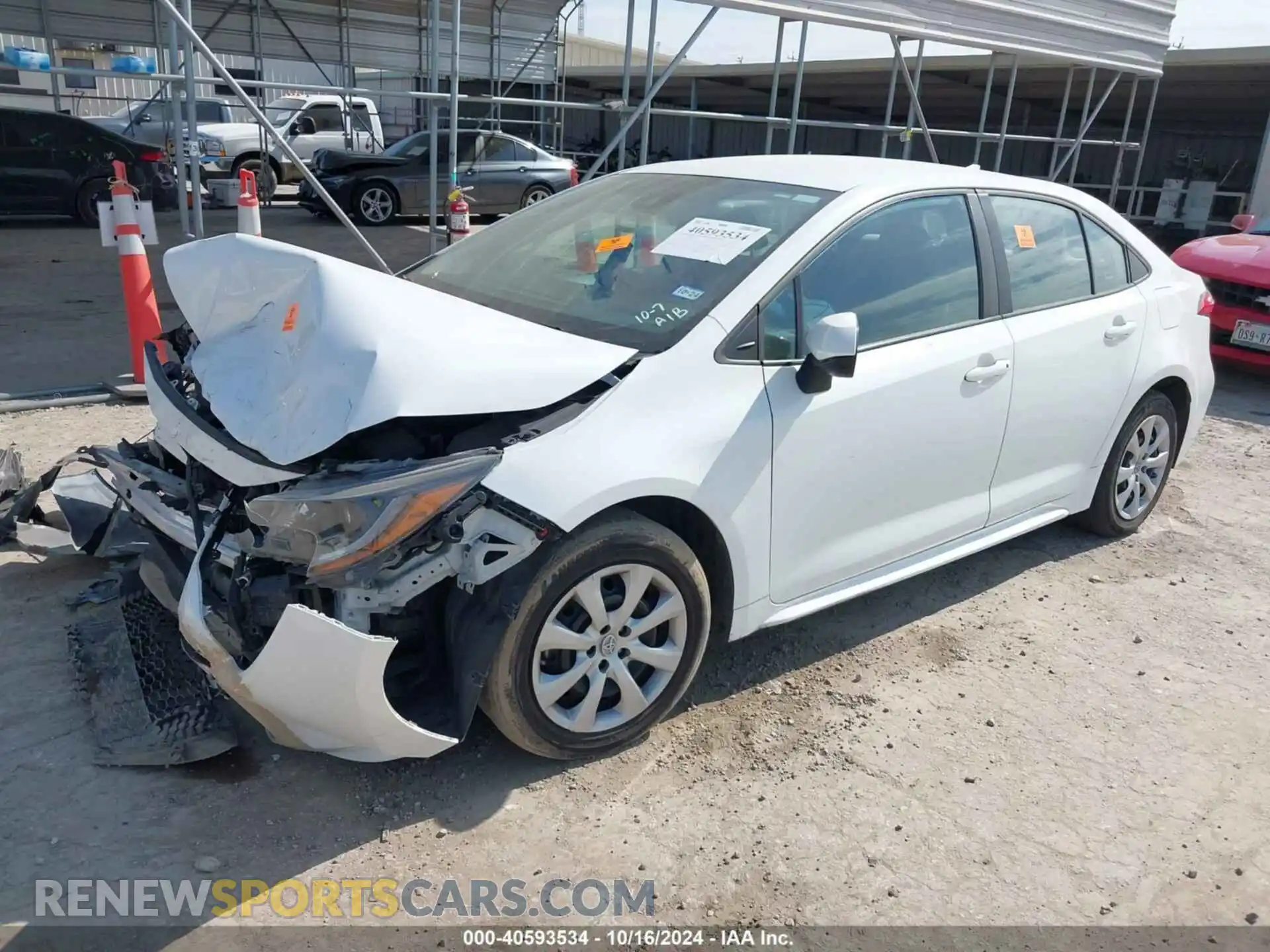 2 Photograph of a damaged car 5YFEPMAE8NP327875 TOYOTA COROLLA 2022