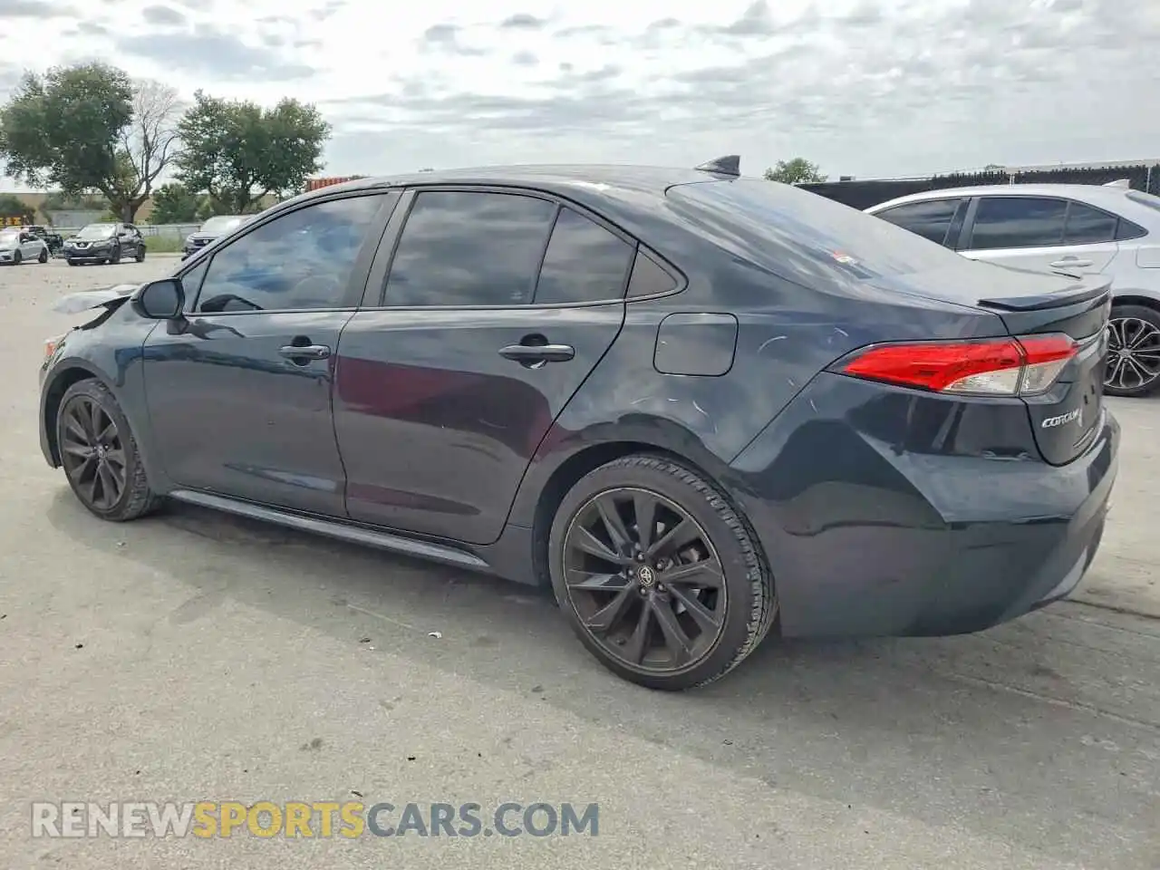 2 Photograph of a damaged car 5YFEPMAE8NP355787 TOYOTA COROLLA 2022