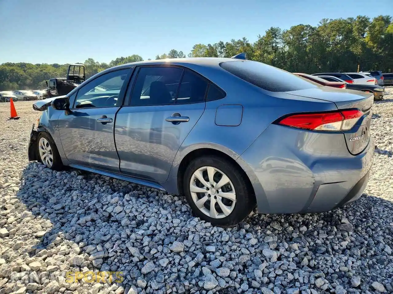 2 Photograph of a damaged car 5YFEPMAE8NP360892 TOYOTA COROLLA 2022