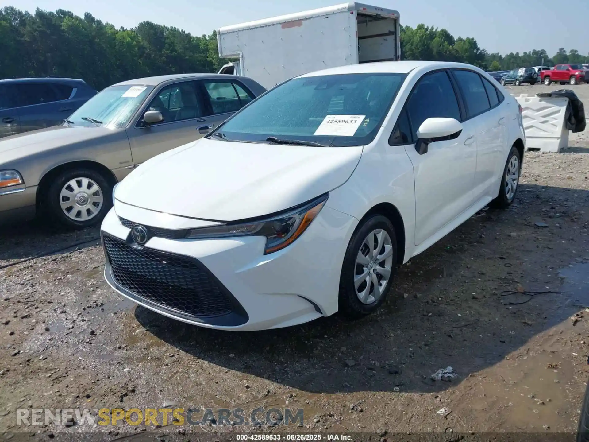 2 Photograph of a damaged car 5YFEPMAE9NP337945 TOYOTA COROLLA 2022
