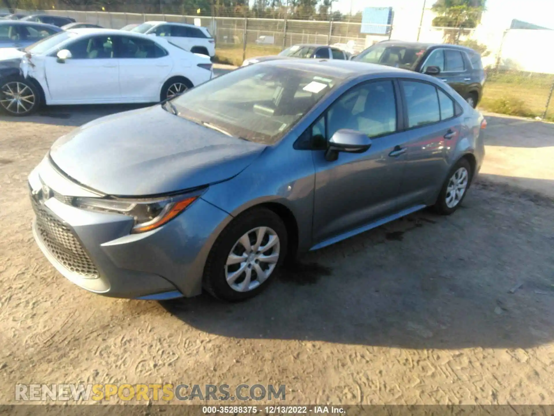 2 Photograph of a damaged car 5YFEPMAE9NP355250 TOYOTA COROLLA 2022