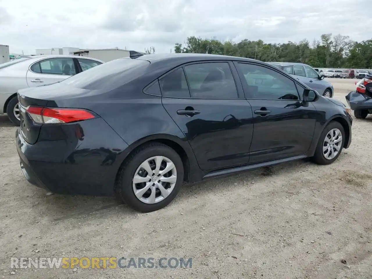 3 Photograph of a damaged car 5YFEPMAE9NP365745 TOYOTA COROLLA 2022