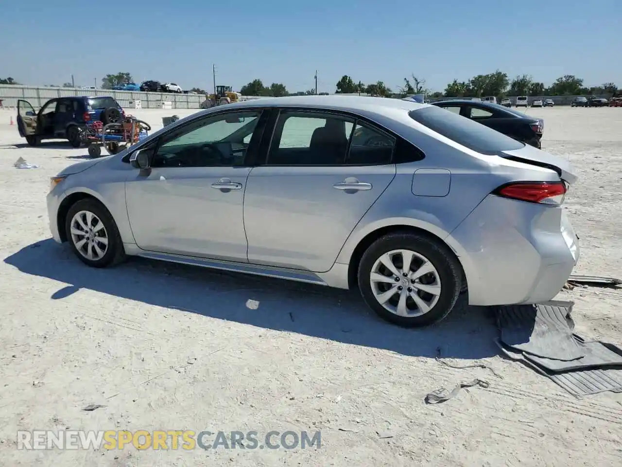 2 Photograph of a damaged car 5YFEPMAEXNP274998 TOYOTA COROLLA 2022