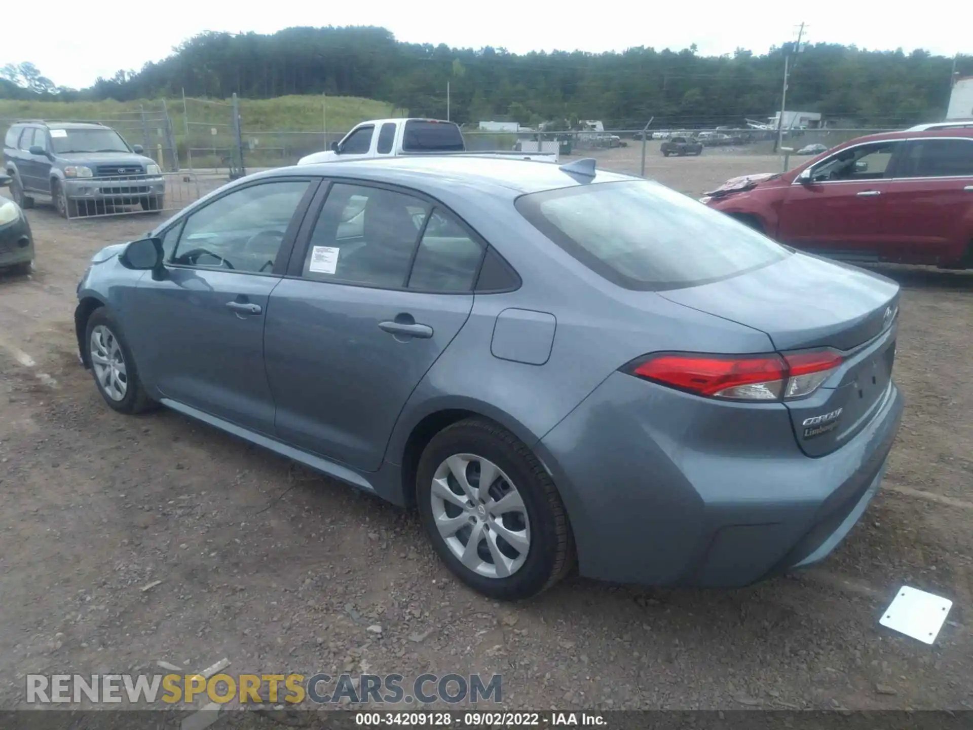 3 Photograph of a damaged car 5YFEPMAEXNP285936 TOYOTA COROLLA 2022