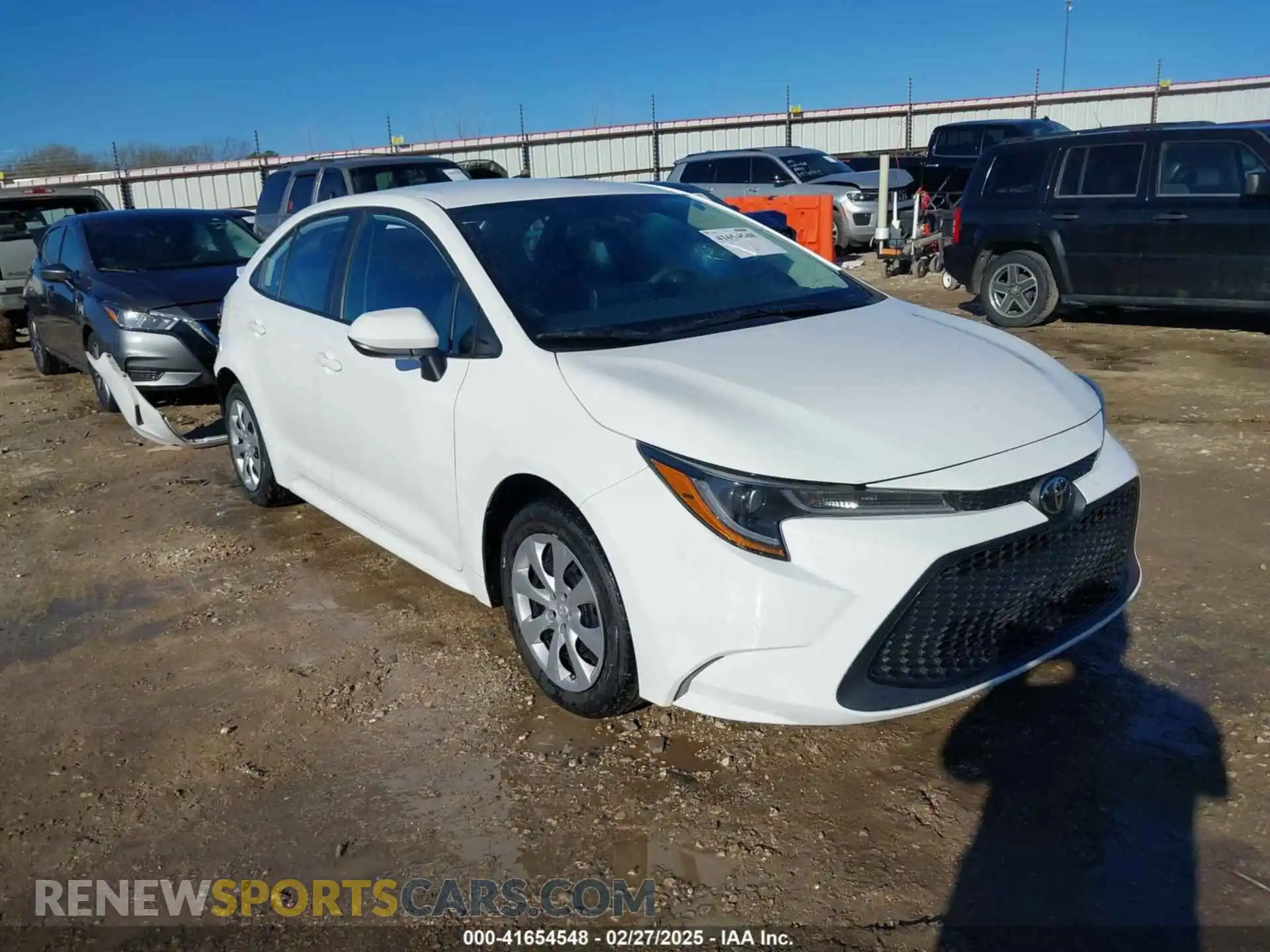 1 Photograph of a damaged car 5YFEPMAEXNP301276 TOYOTA COROLLA 2022