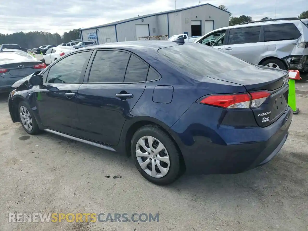 2 Photograph of a damaged car 5YFEPMAEXNP303576 TOYOTA COROLLA 2022