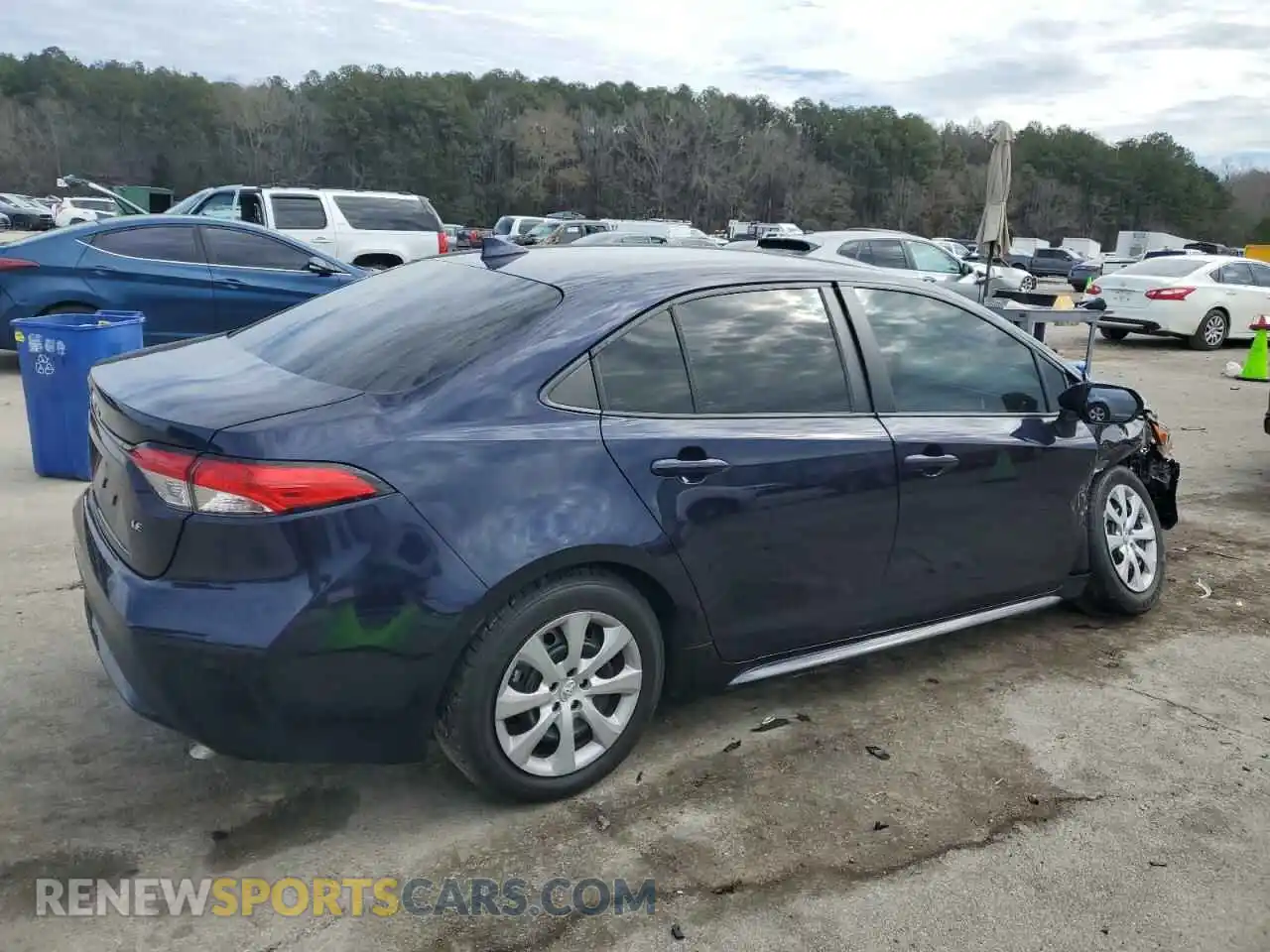 3 Photograph of a damaged car 5YFEPMAEXNP303576 TOYOTA COROLLA 2022