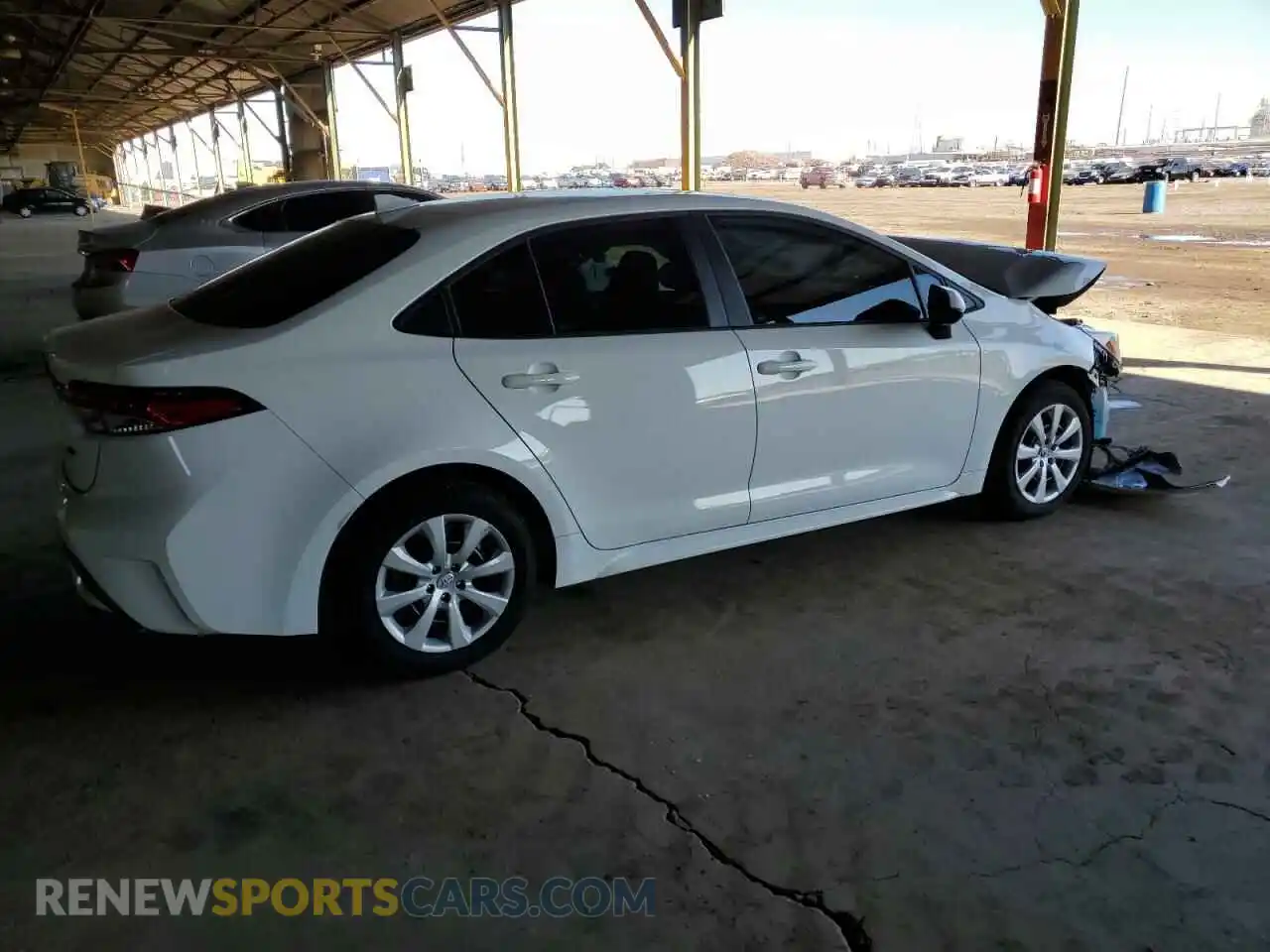3 Photograph of a damaged car 5YFEPMAEXNP308003 TOYOTA COROLLA 2022