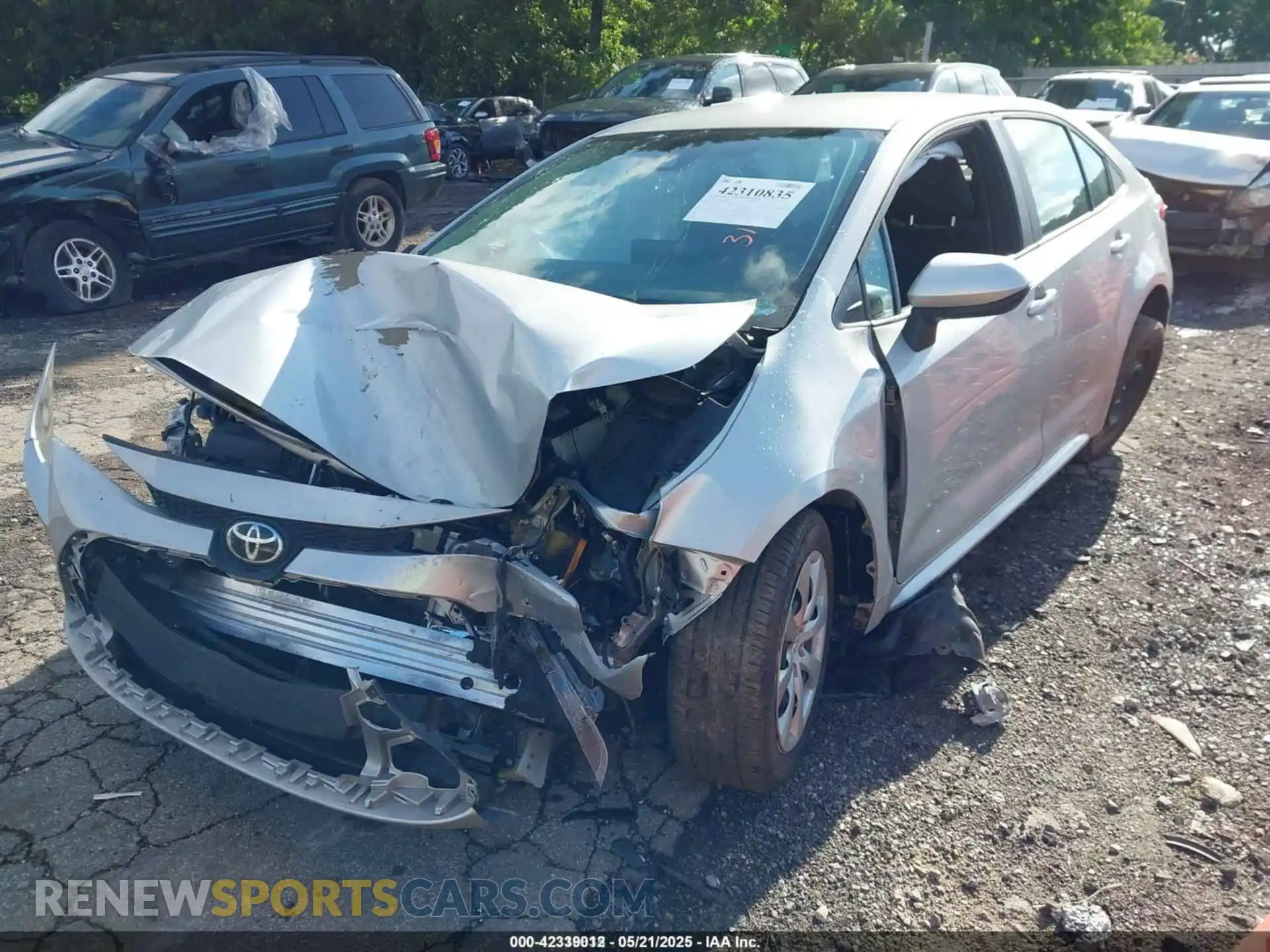 2 Photograph of a damaged car 5YFEPMAEXNP318580 TOYOTA COROLLA 2022