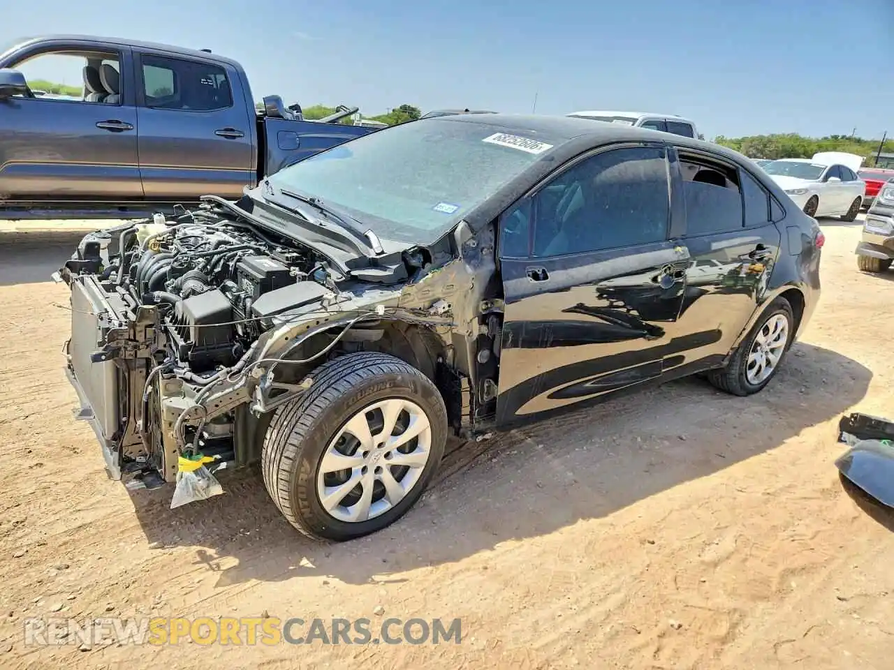 1 Photograph of a damaged car 5YFEPMAEXNP321978 TOYOTA COROLLA 2022