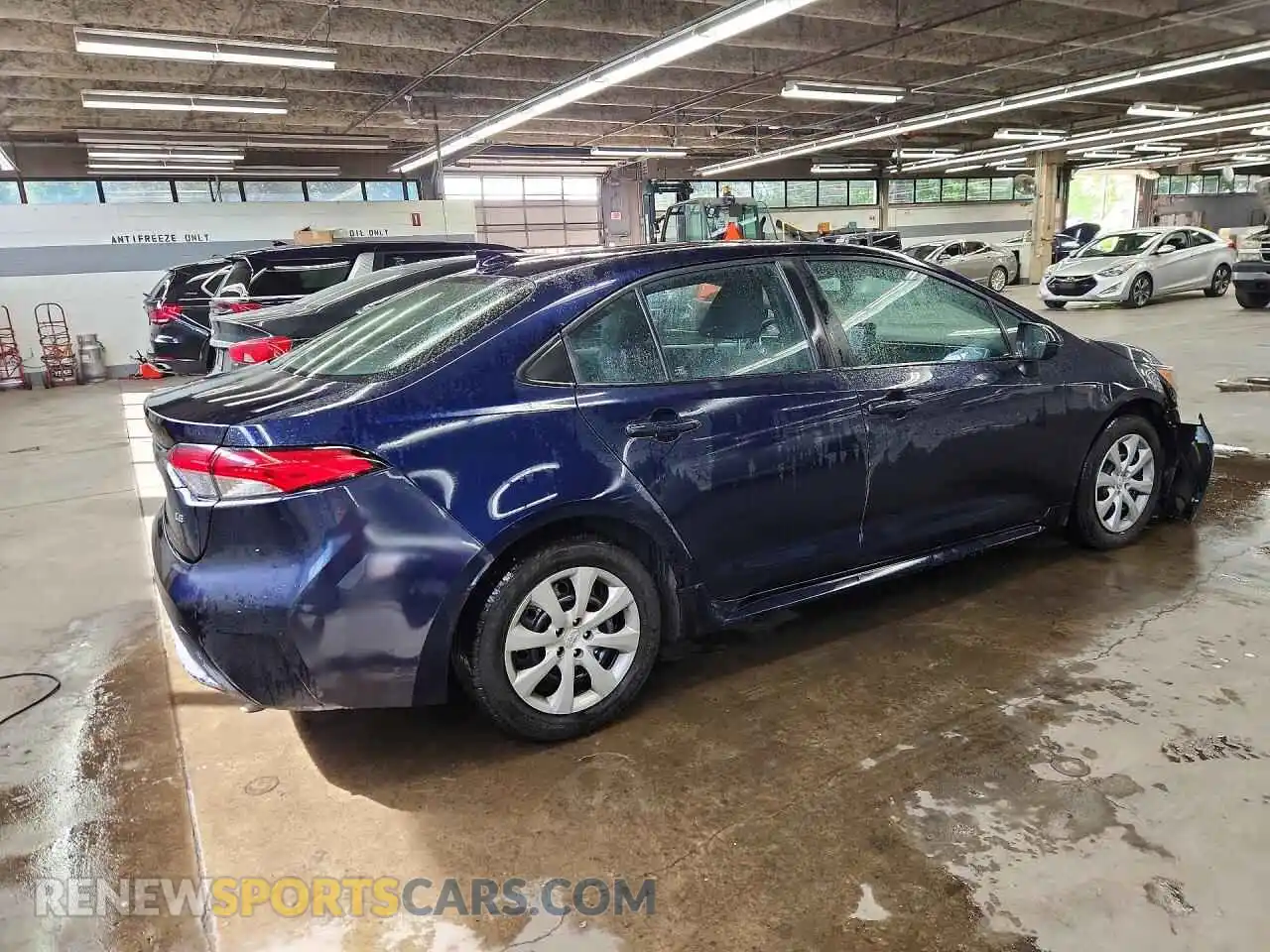 3 fotografías del automóvil dañado 5YFEPMAEXNP333757 TOYOTA COROLLA 2022
