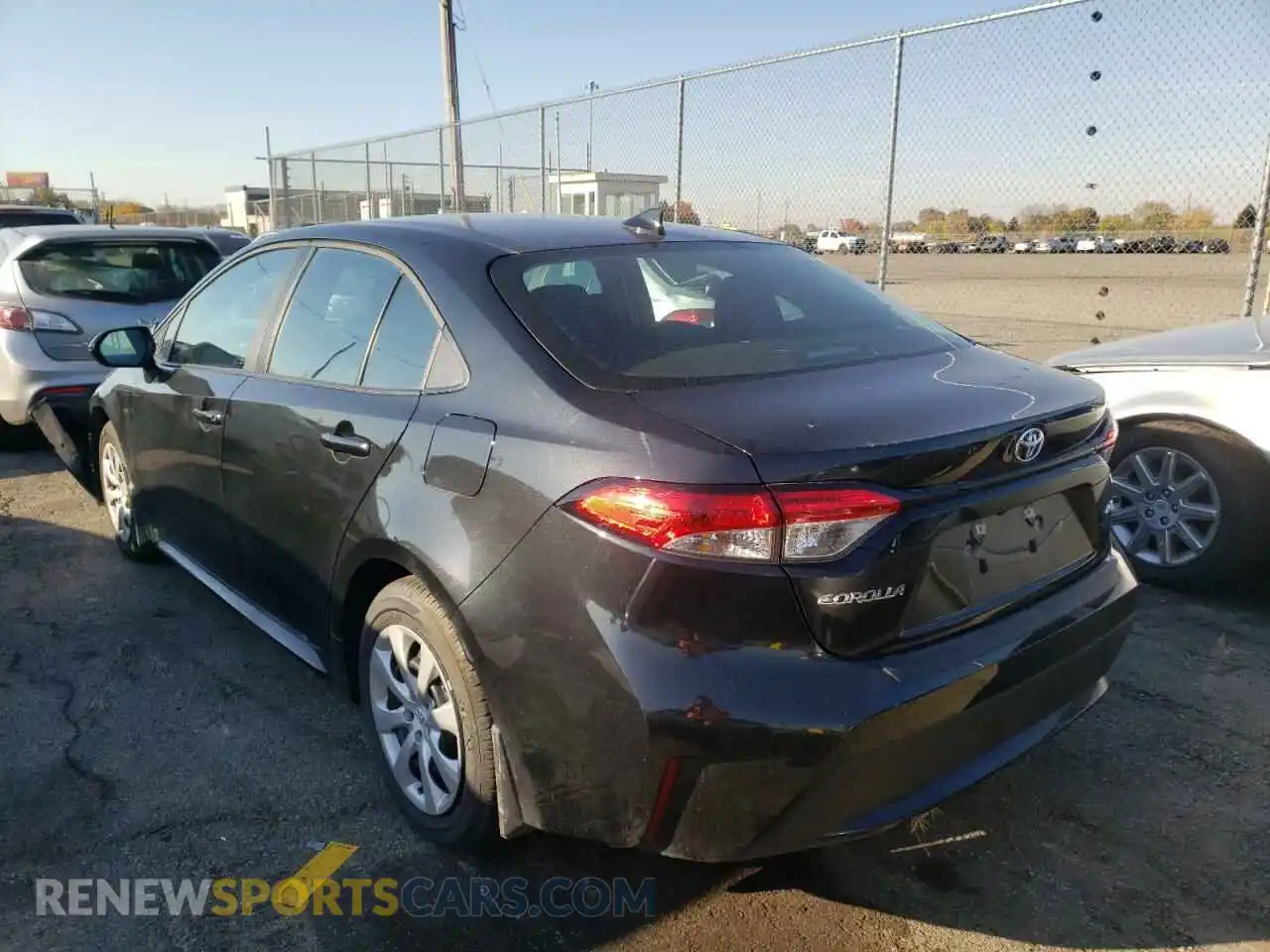 3 Photograph of a damaged car 5YFEPMAEXNP348808 TOYOTA COROLLA 2022