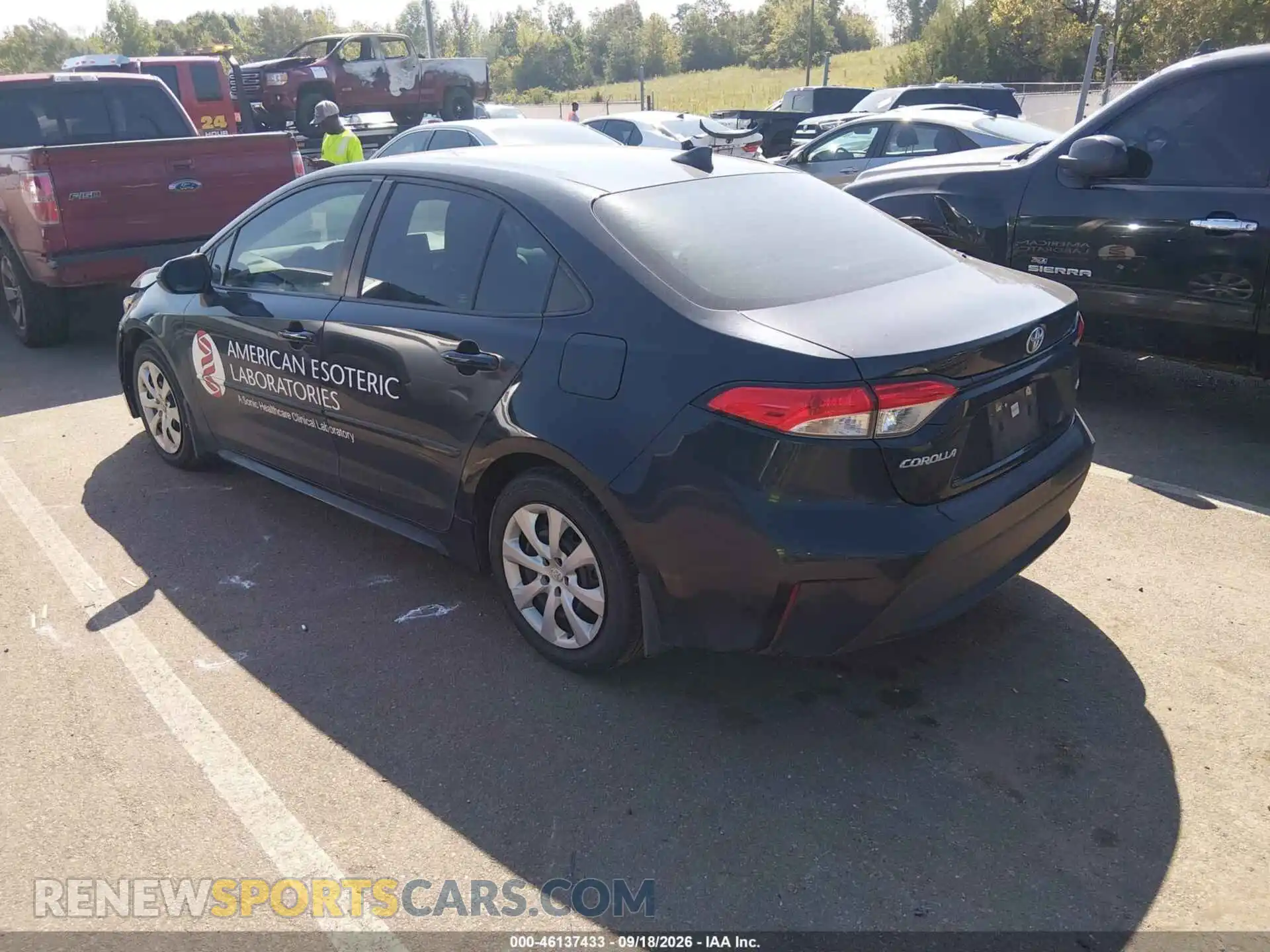 3 fotografías del automóvil dañado 5YFEPMAEXNP366399 TOYOTA COROLLA 2022